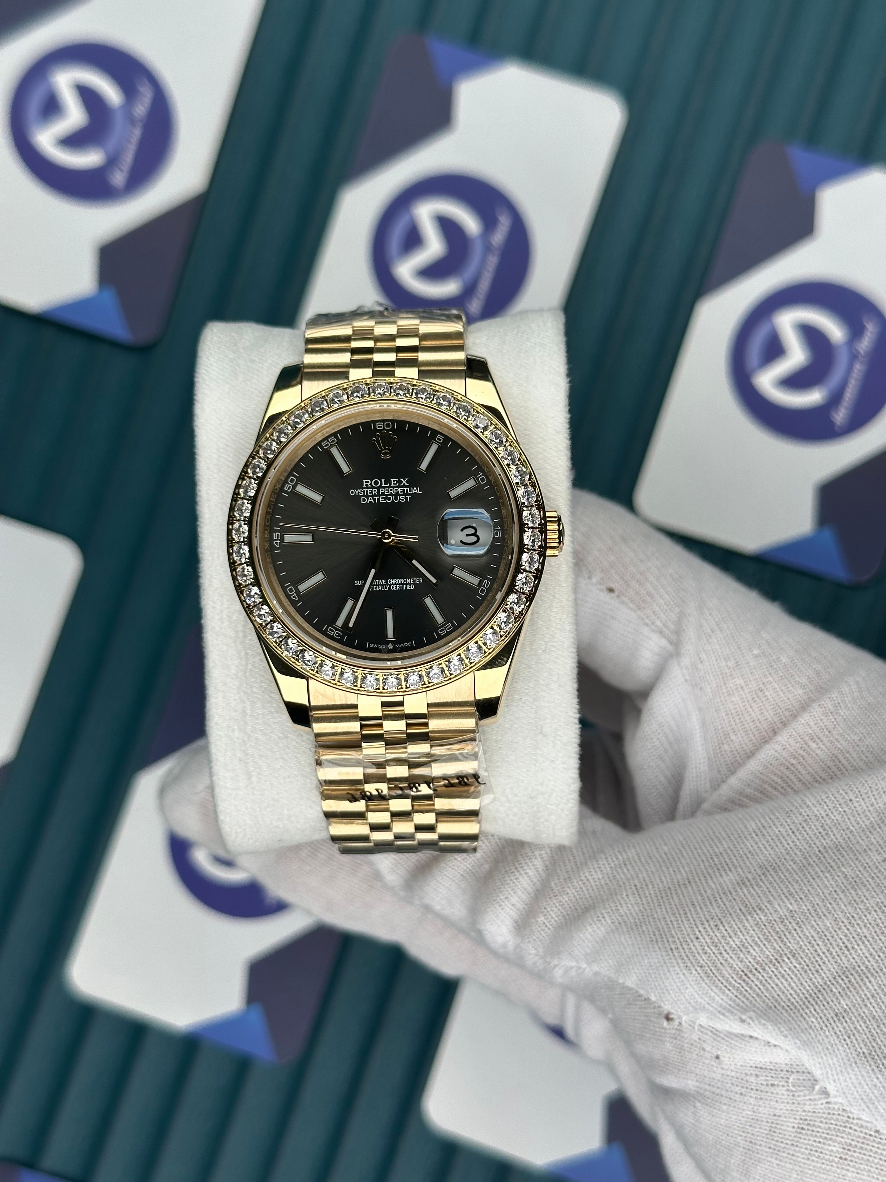 ROLEX DATEJUST DIAMOND BEZEL GREY DIAL GOLD JUBILE