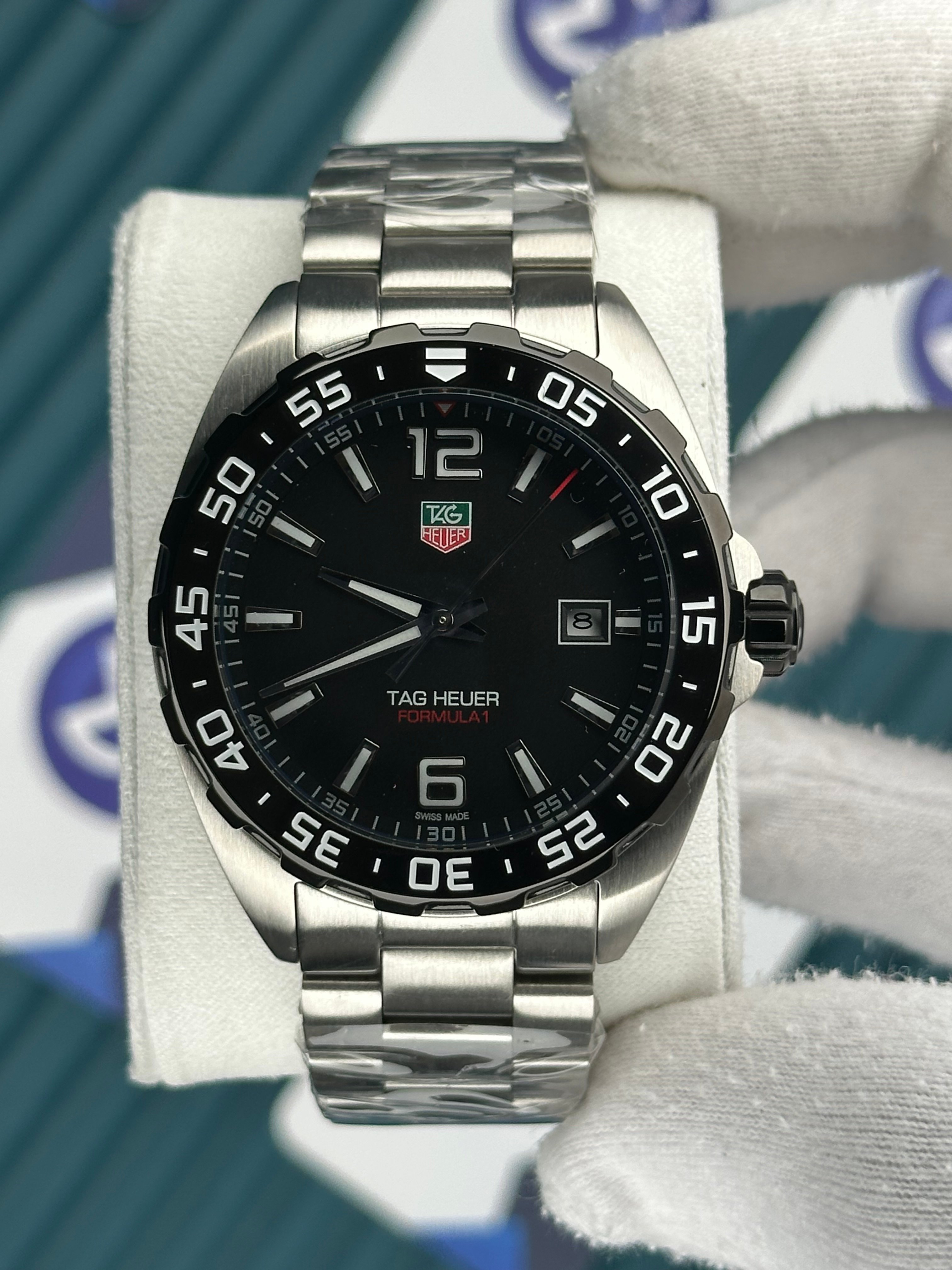 Tagheuer Formula 1 Otomatik Siyah Kadran