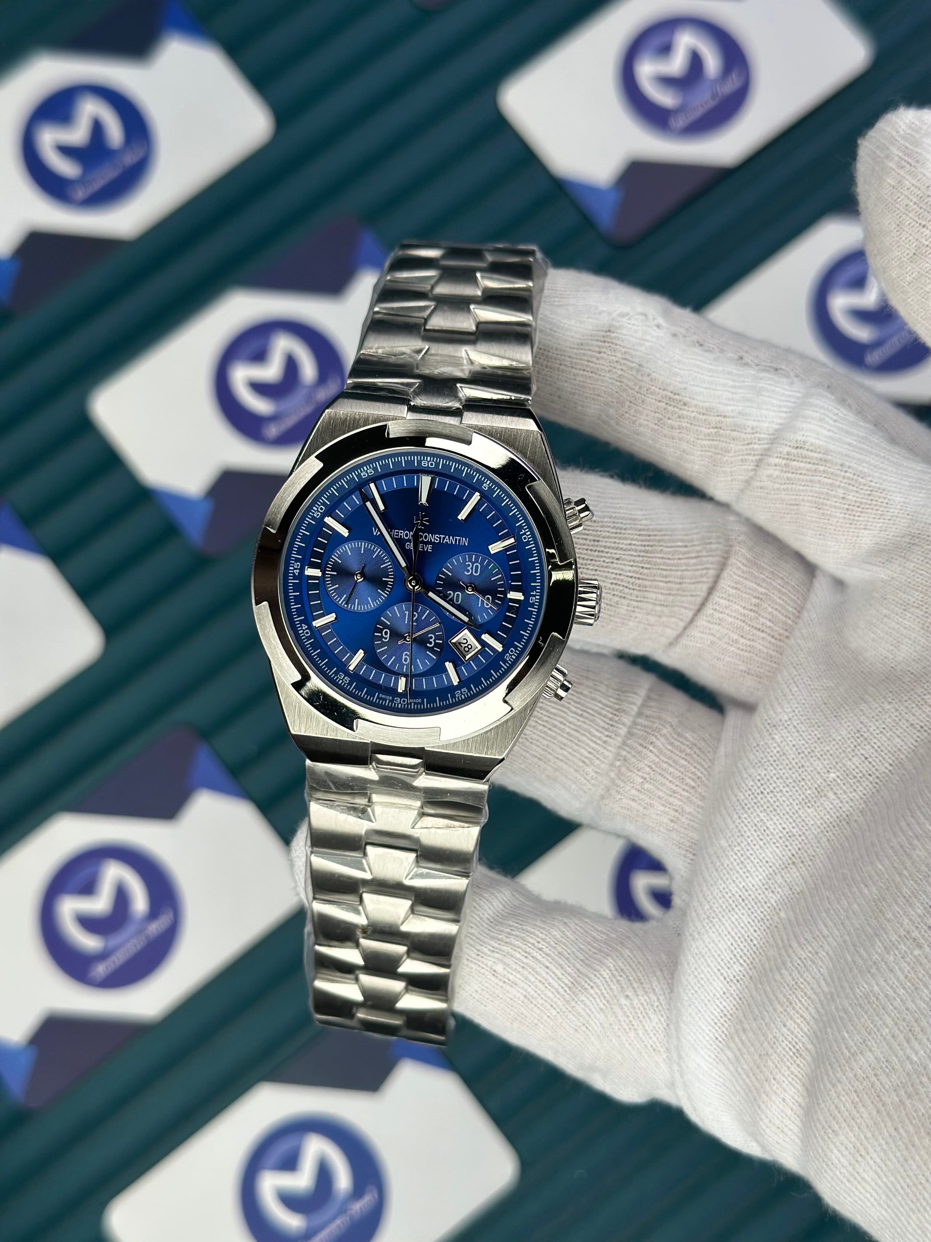 VACHERON CONSANTIN NAVY BLUE OVERSEAS CHRONOGRAPH SILVER