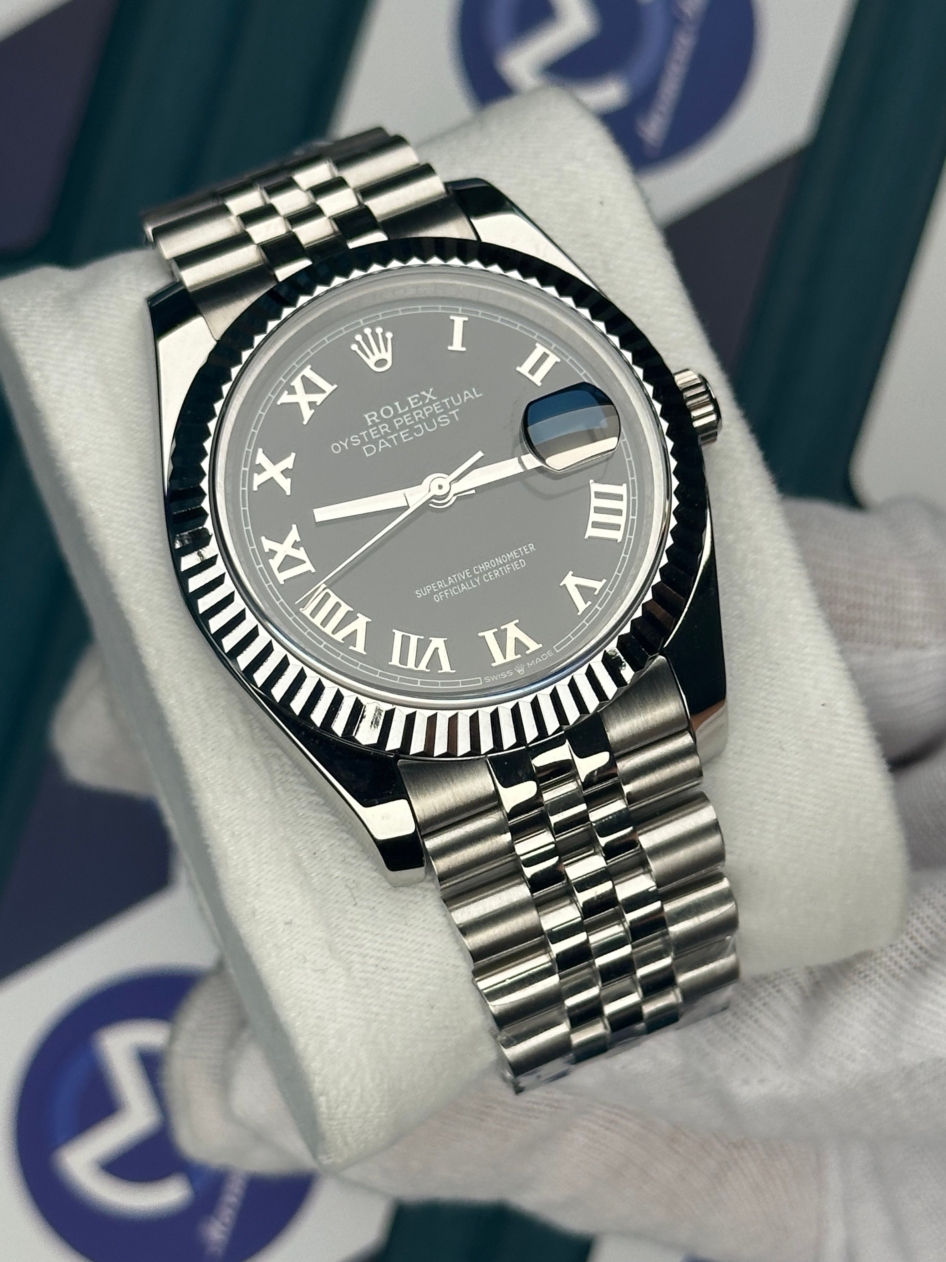 ROLEX DATEJUST BLACK DIAL ROMA SILVER INDEX SILVER JUBILE