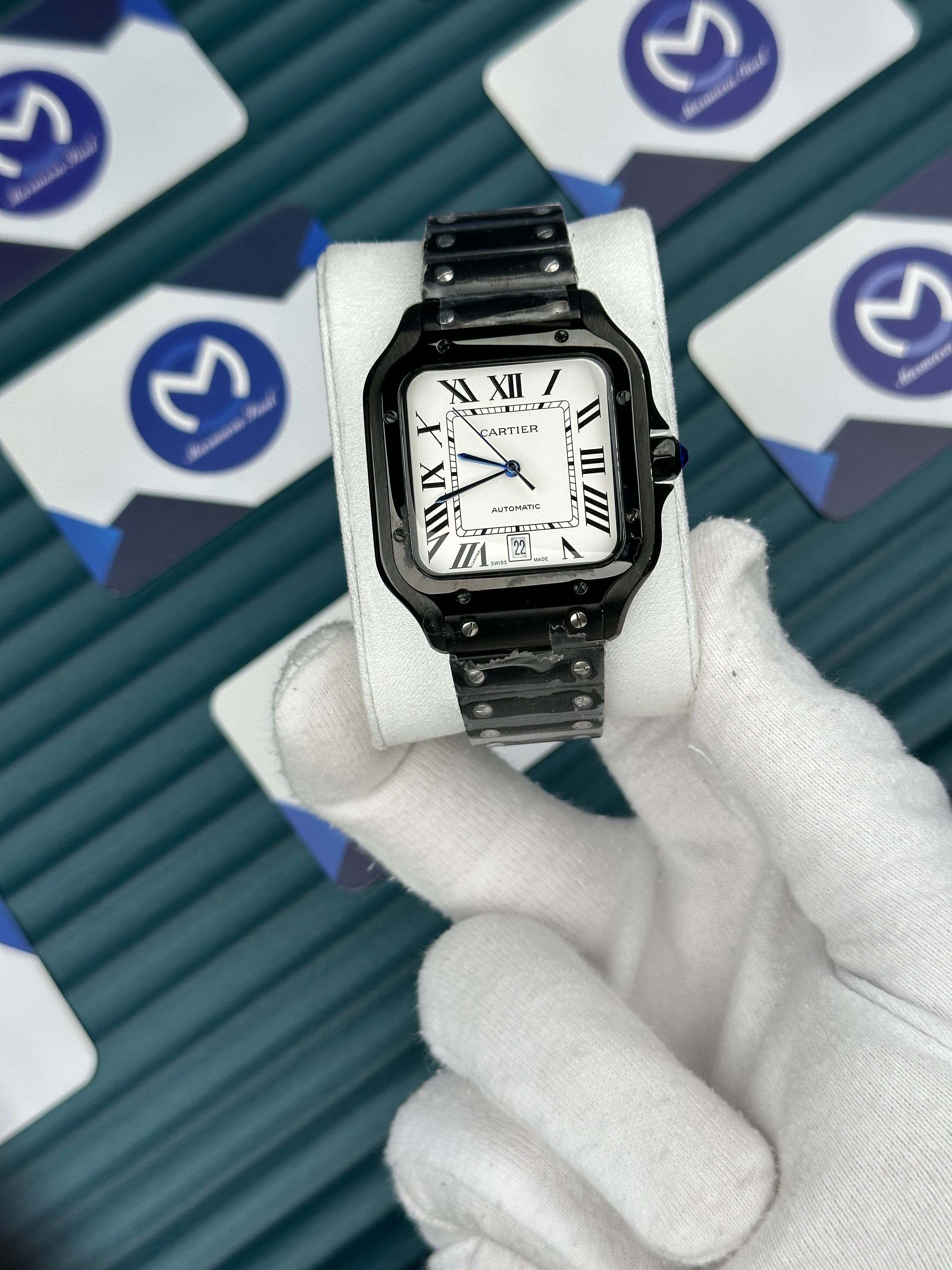 Cartier Santos Siyah Bilezik Beyaz Kadran