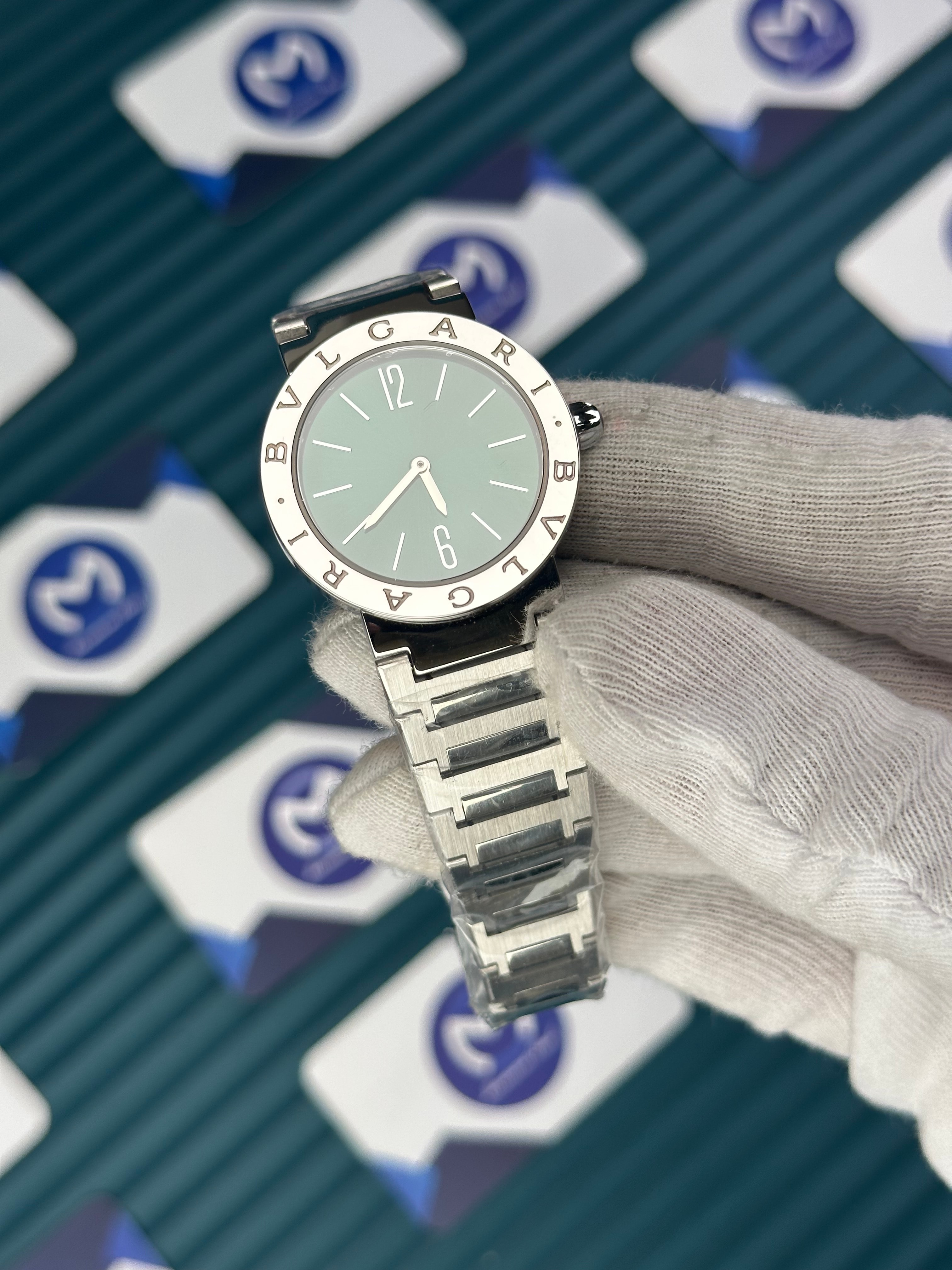 BVLGARI GREEN DIAL SILVER BEZEL SILVER CORD