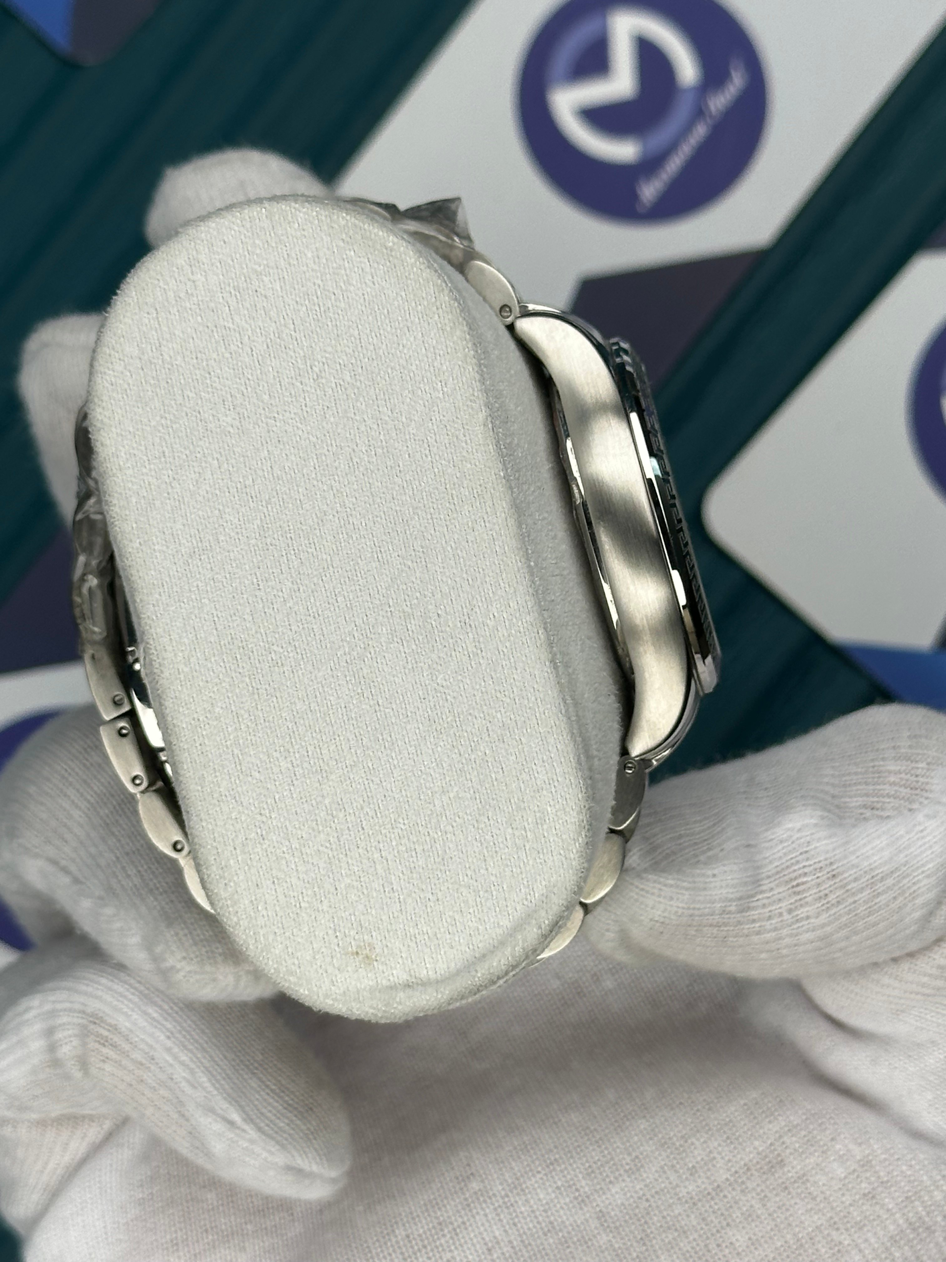 VERSACE 36 WHITE DIAL SILVER JUBILE