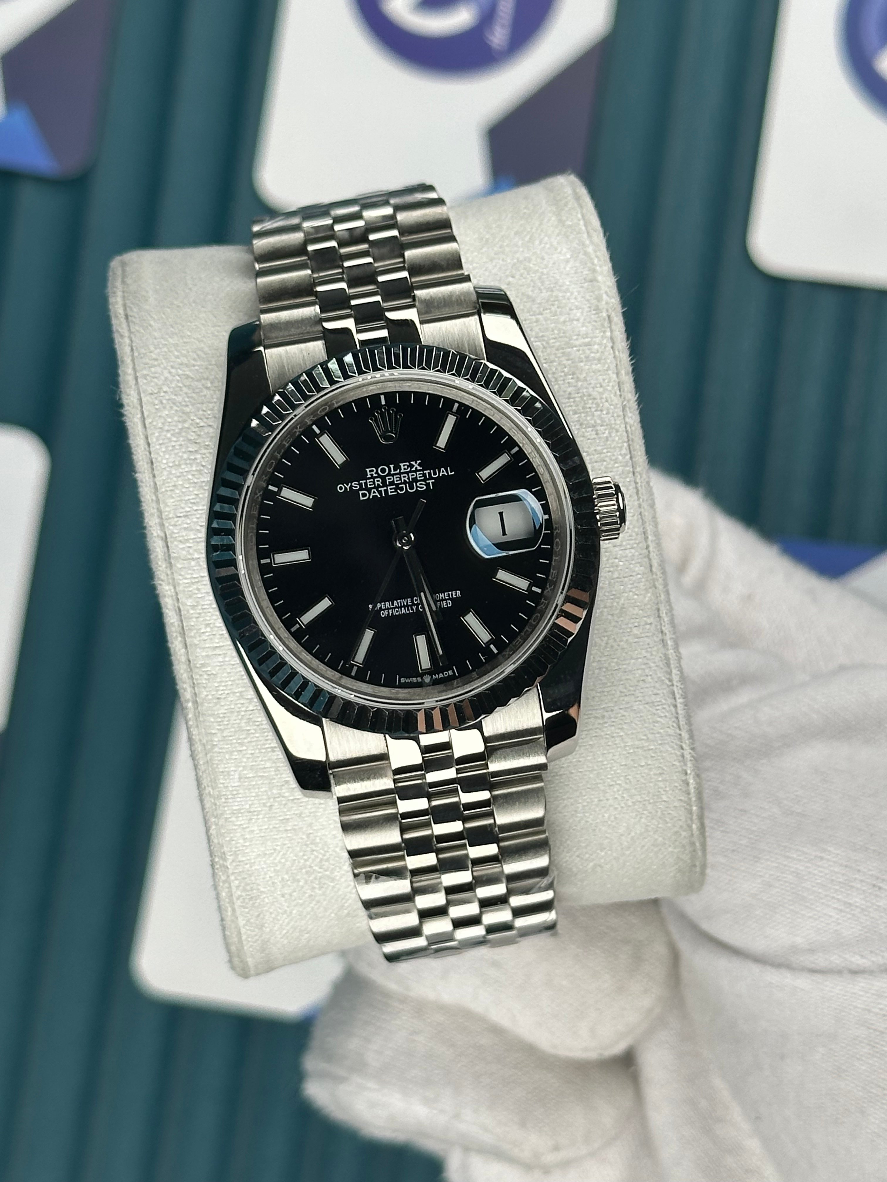 ROLEX 36 BLACK DIAL SILVER JUBILEE