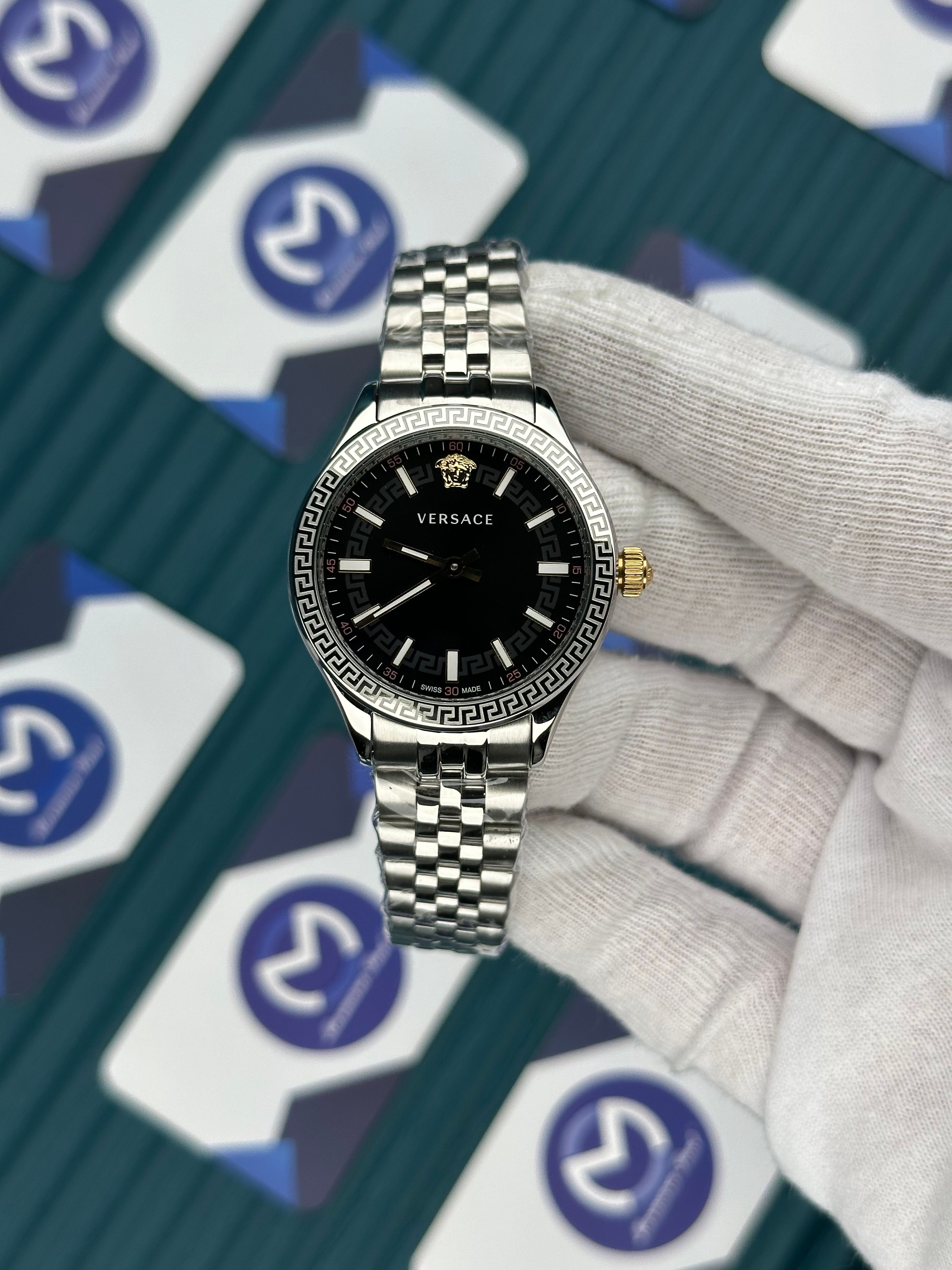 VERSACE 36 BLACK DIAL PATTERNED BEZEL SILVER JUBILE