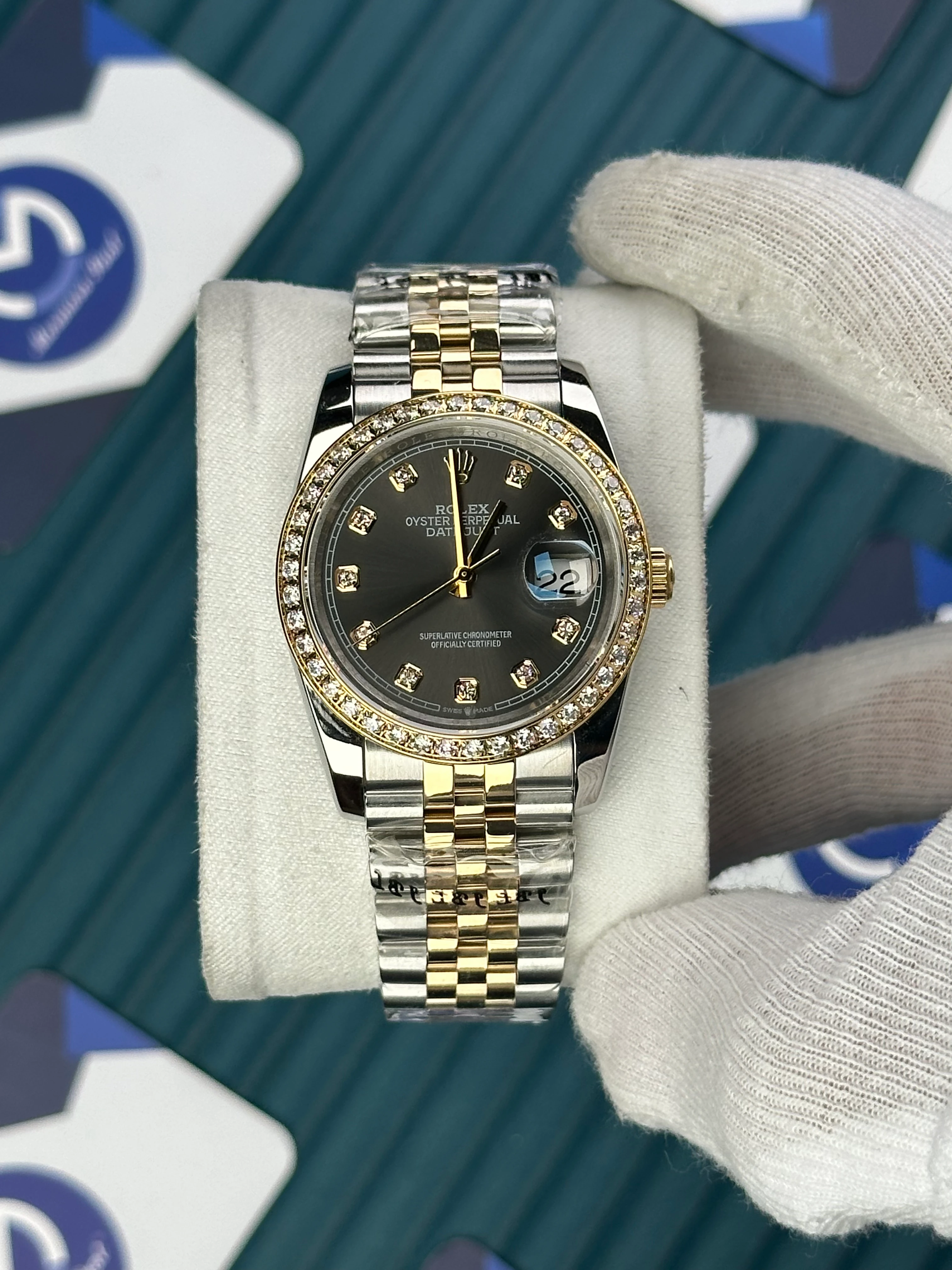 ROLEX 36 MM DATEJUST GREY DIAL DIAMOND INDEX AND BEZEL GOLD-SILVER JUBILE 