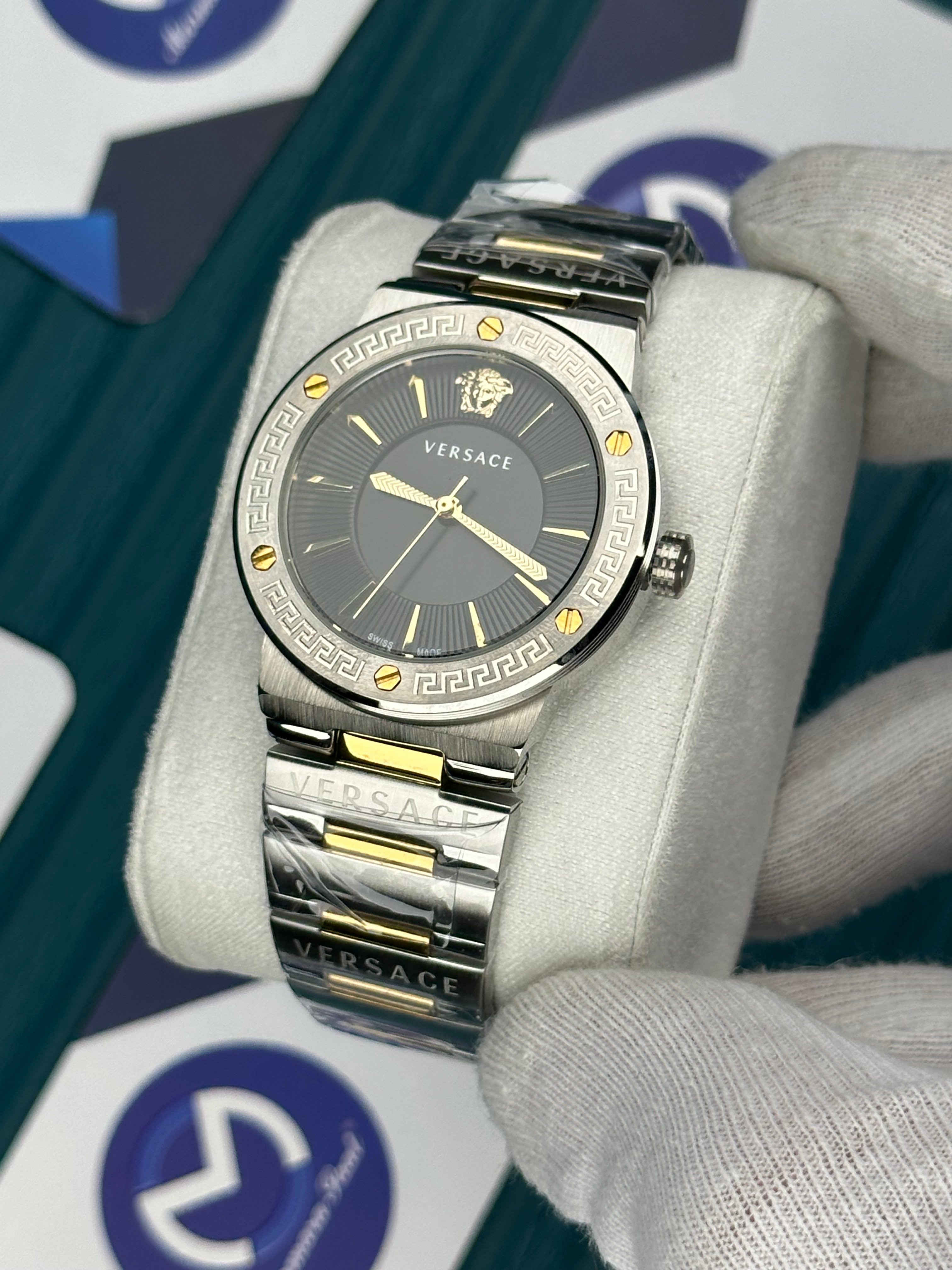 VERSACE 36 BLACK DIAL GOLD INDEX GOLD-SILVER 