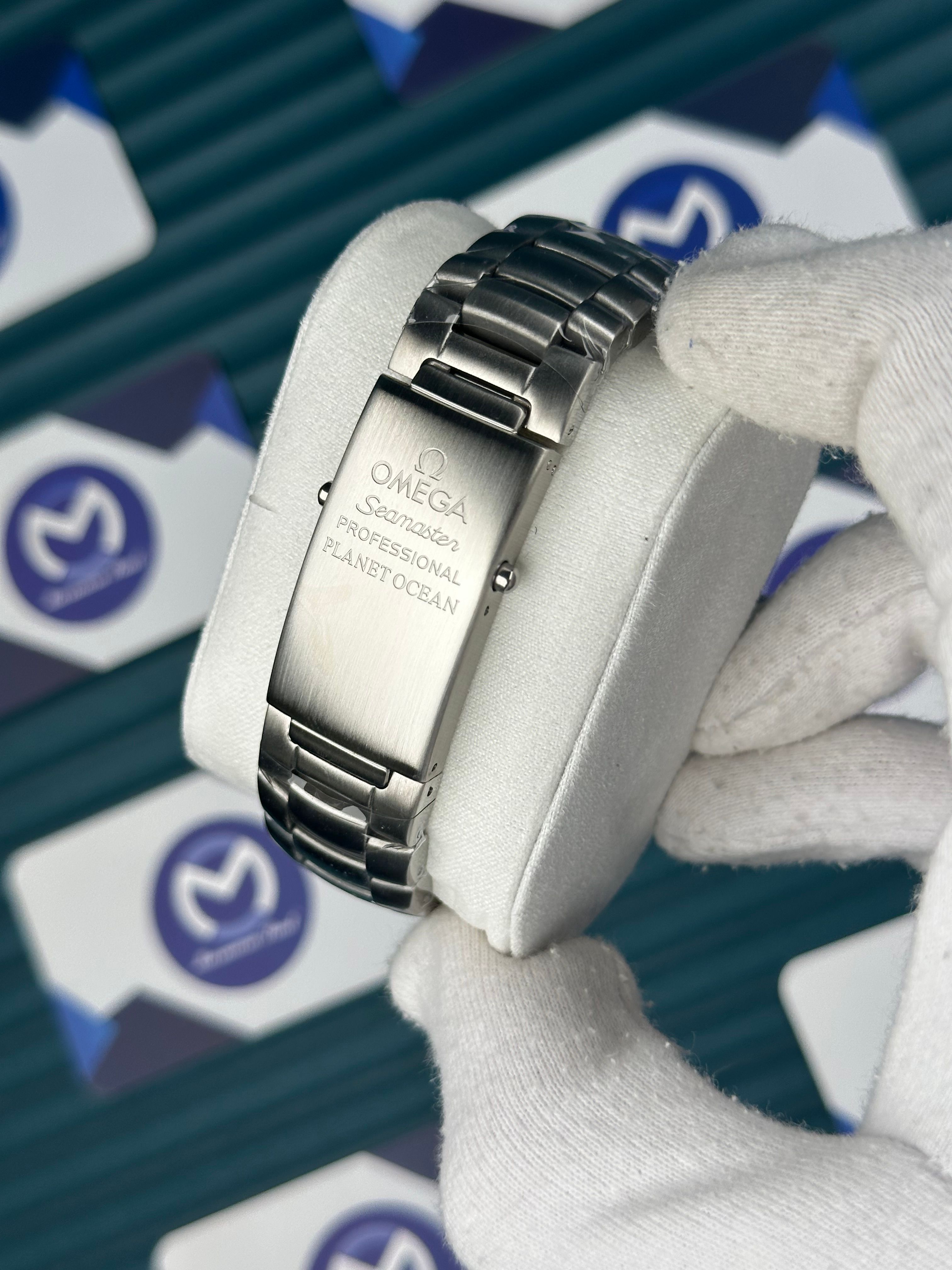 Omega Seamaster Planet Ocean Turuncu Siyah Fonksiyonlu Gri Kadran