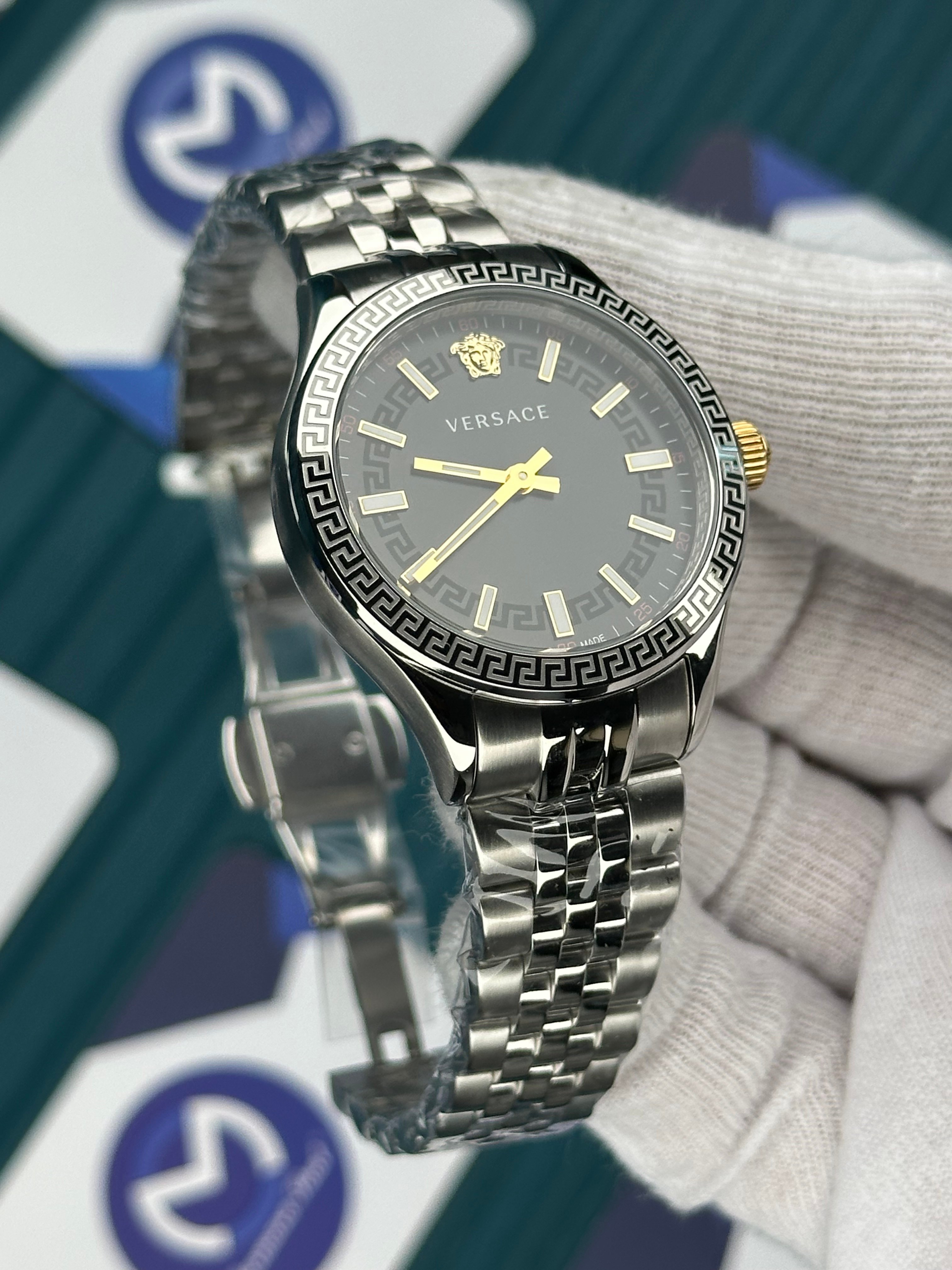 VERSACE 36 BLACK DIAL PATTERNED BEZEL SILVER JUBILE