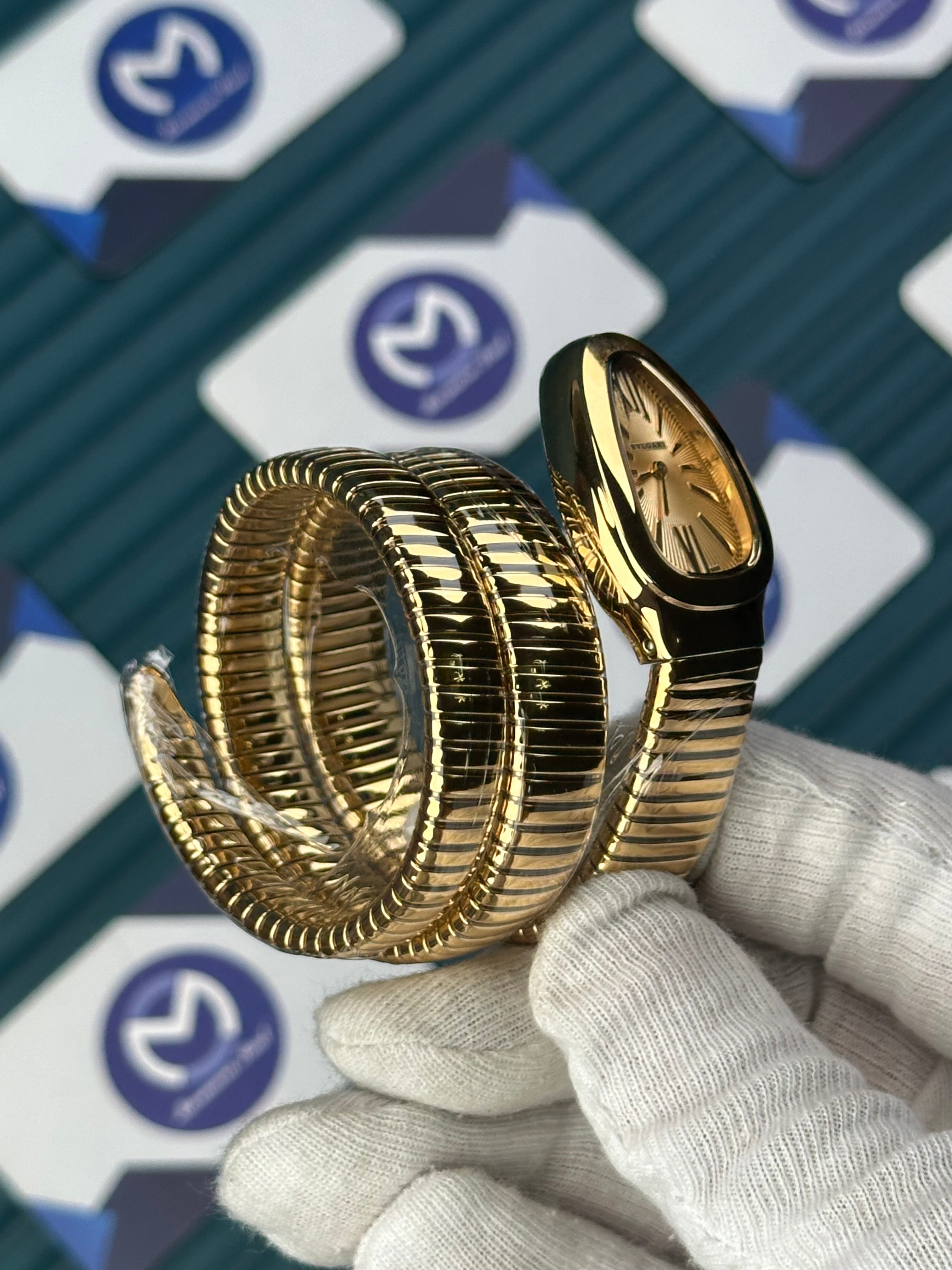 BVLGARI SERPENTI GOLD DIAL GOLD LONG TUBOGAS