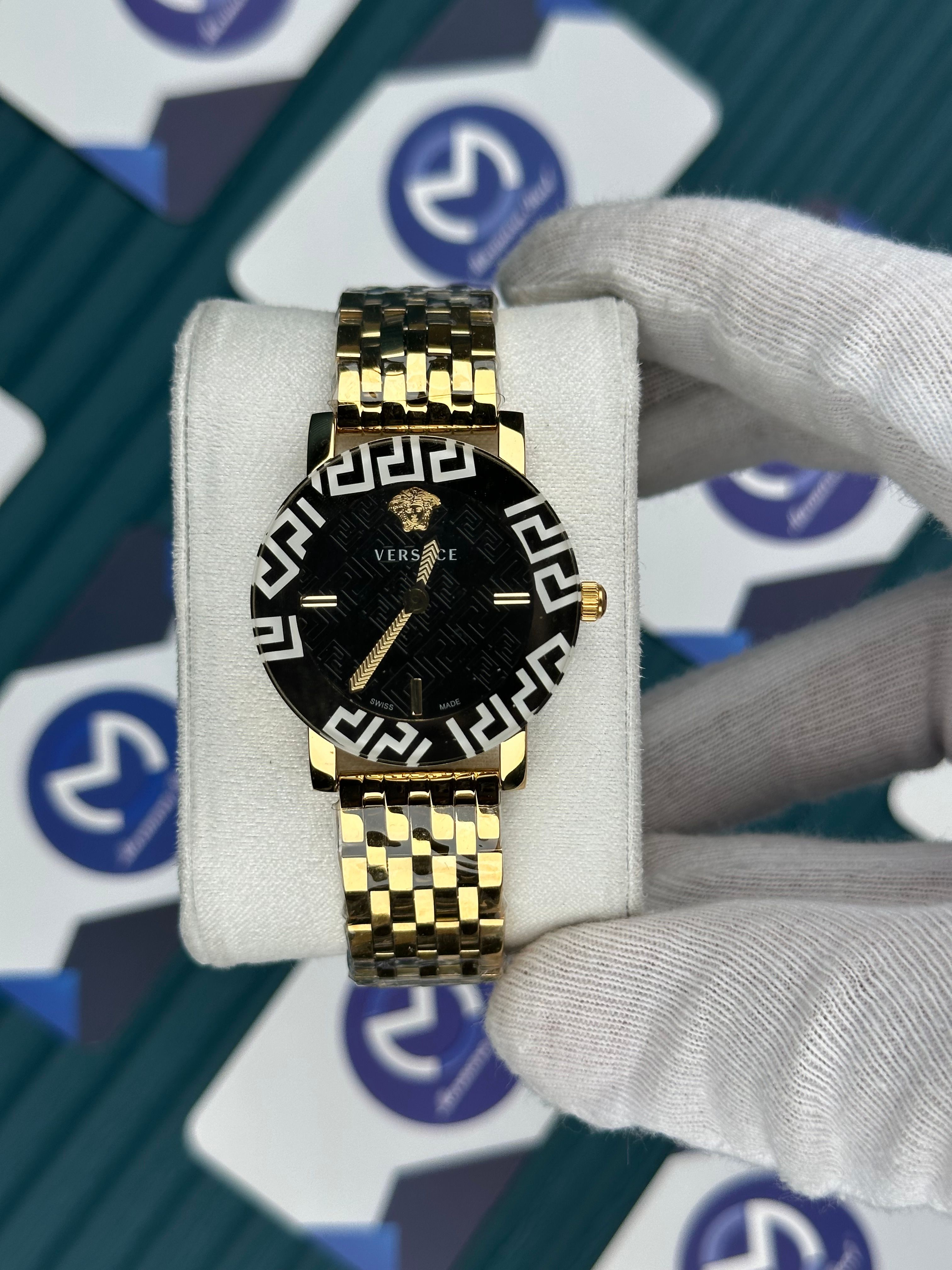 VERSACE DESENLİ AYNALI BEZEL SİYAH KADRAN GOLD KORDON 