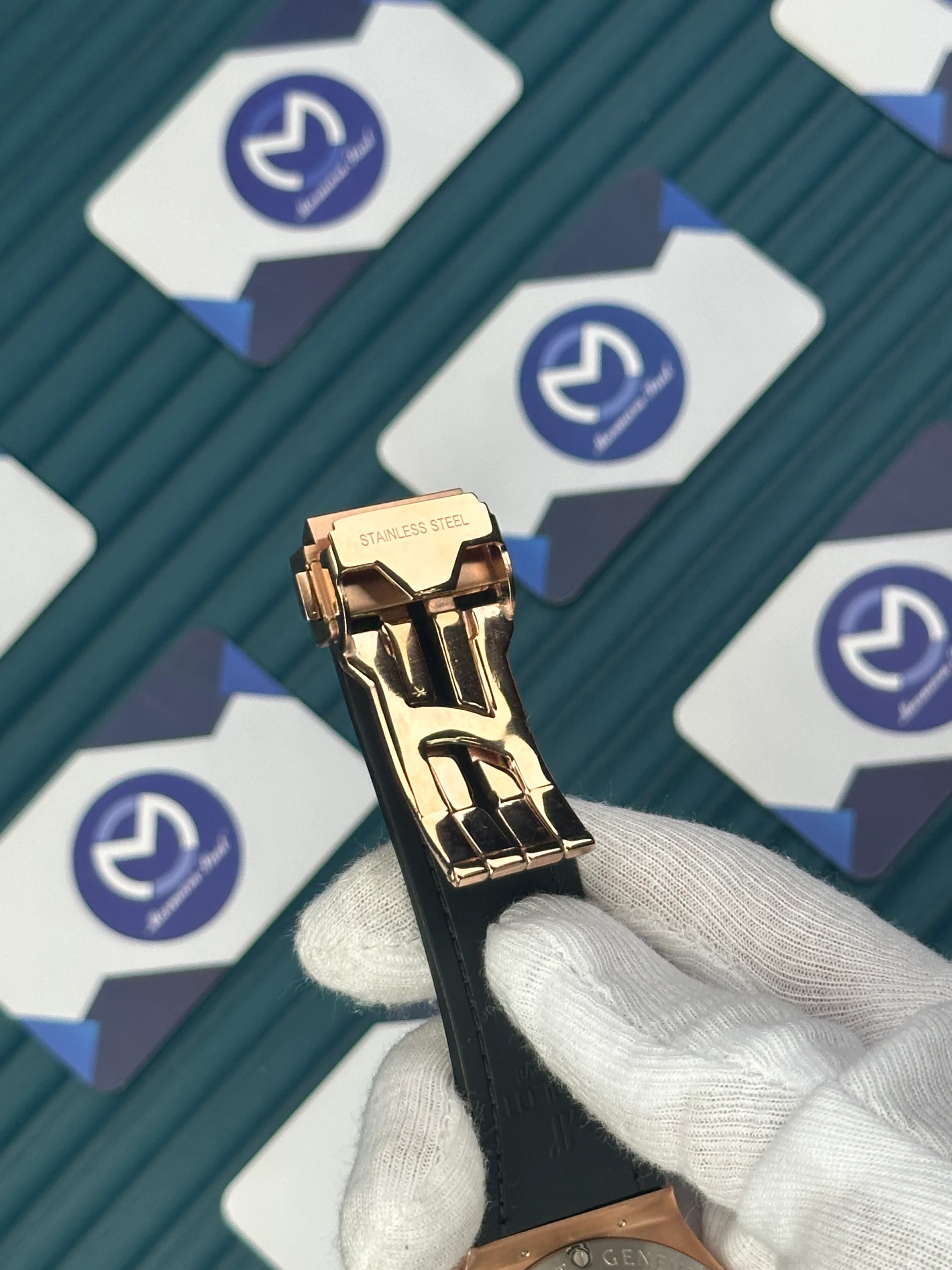 HUBLOT AUTOMATIC CLASSIC FUSHION VENDOME BEIGE DIAL BROWN LEATHER CORD 