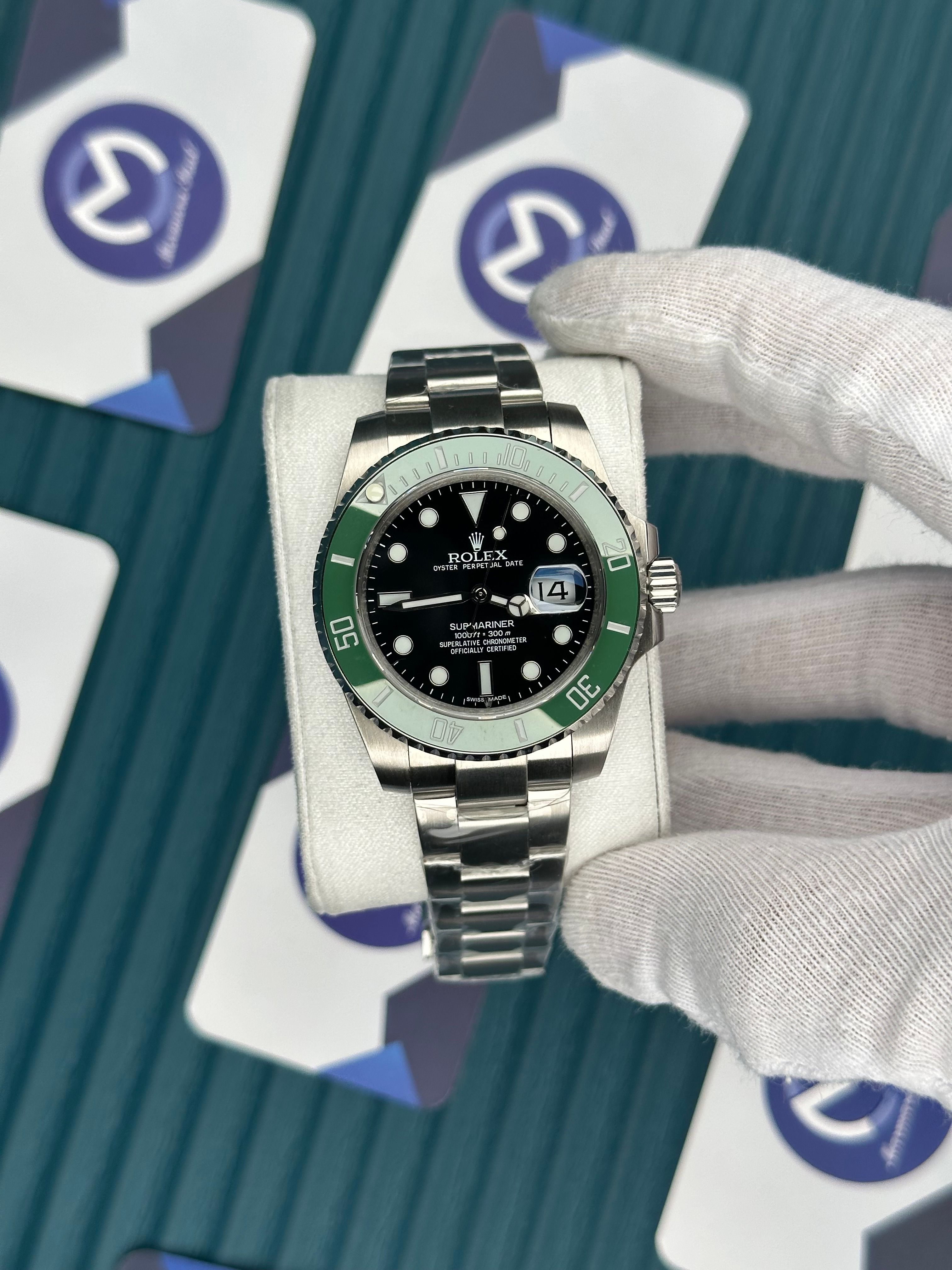 ROLEX SUBMARINER BLACK DIAL GREEN BEZEL SILVER OYSTER
