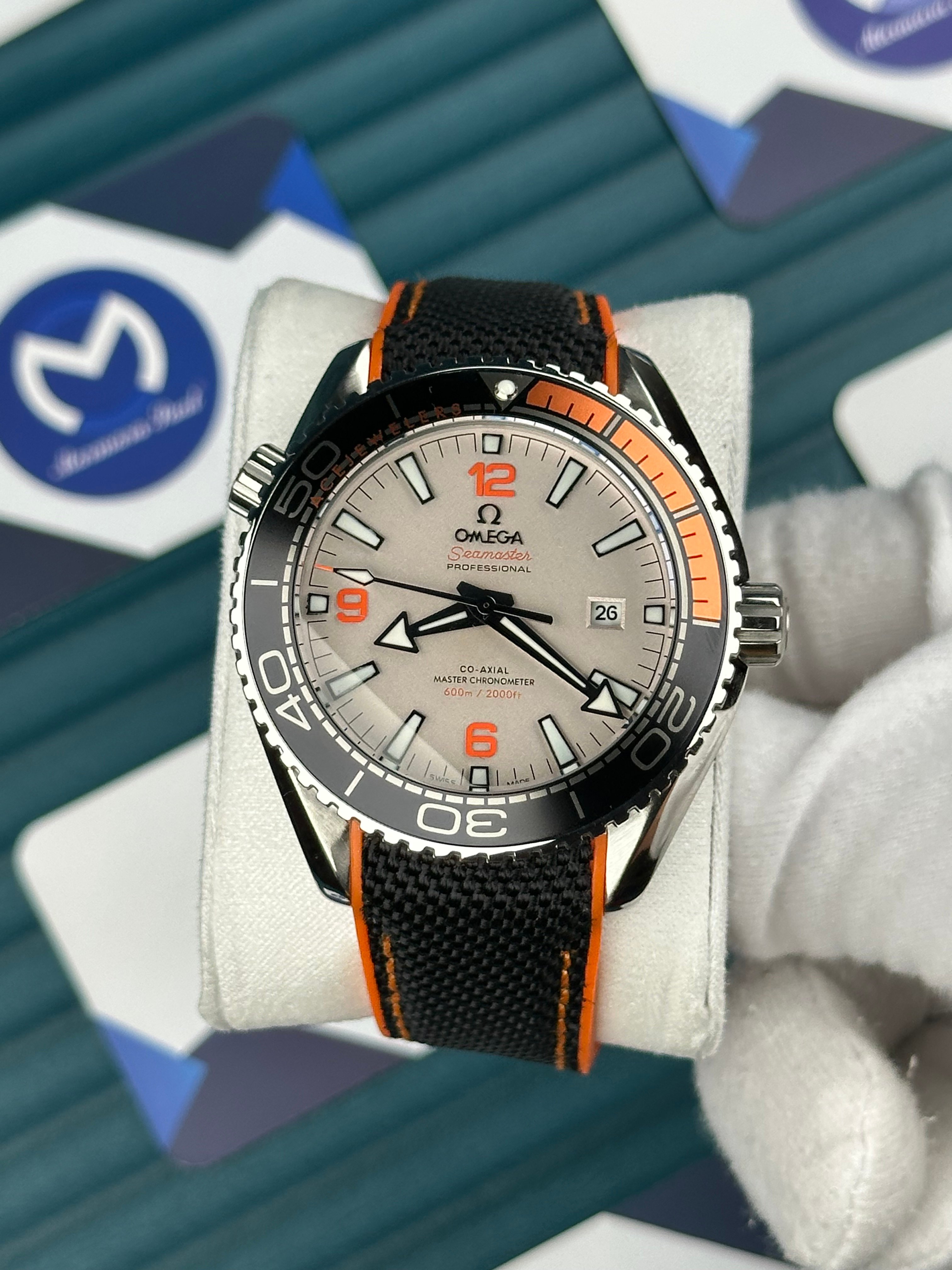 Omega Seamaster Planet Ocean PVD Gri Kadran Gümüş Kasa