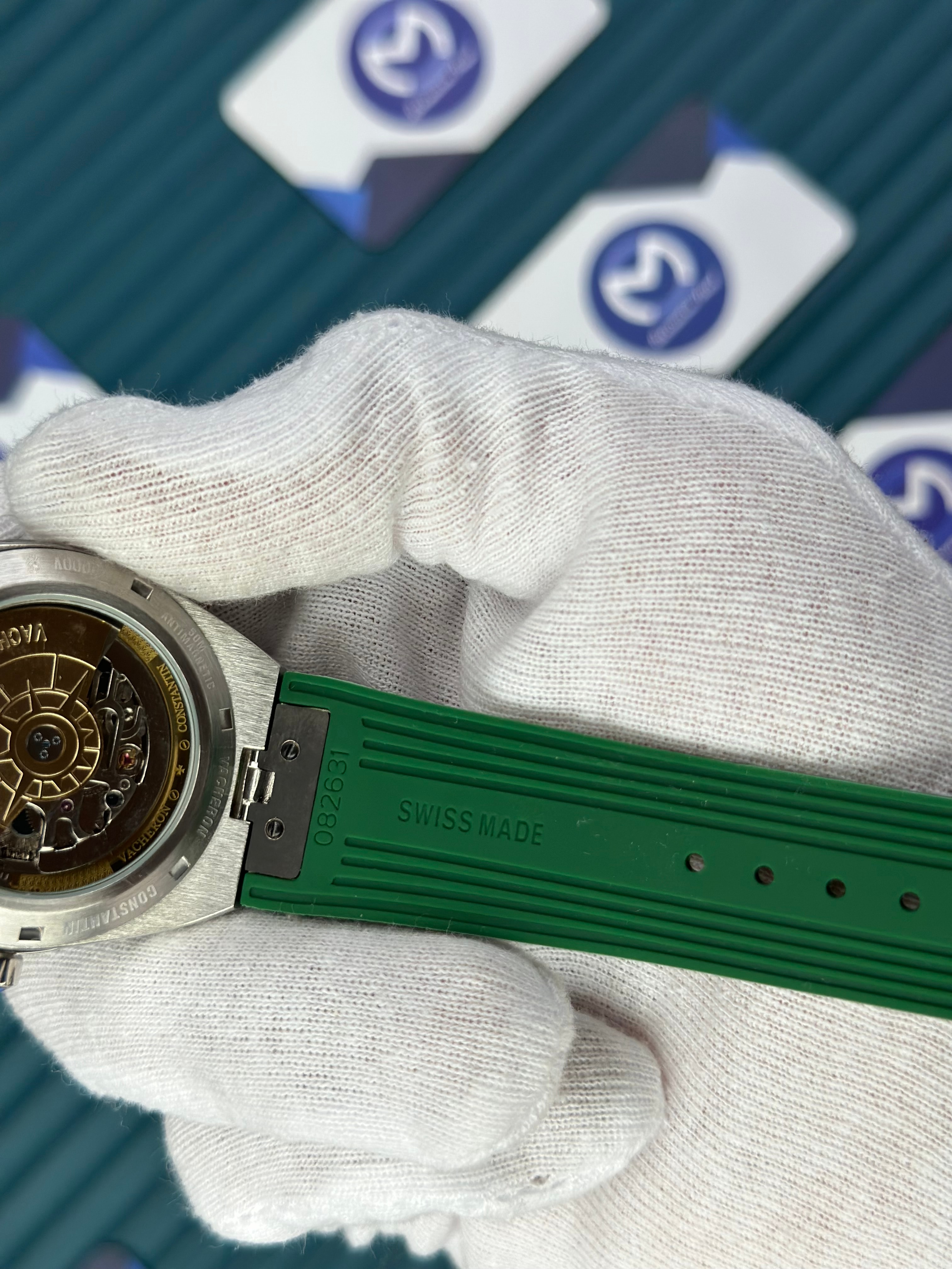 VACHERON CONSTANTIN GREEN DIAL SILVER CASE OVERSEAS GREEN RUBBER