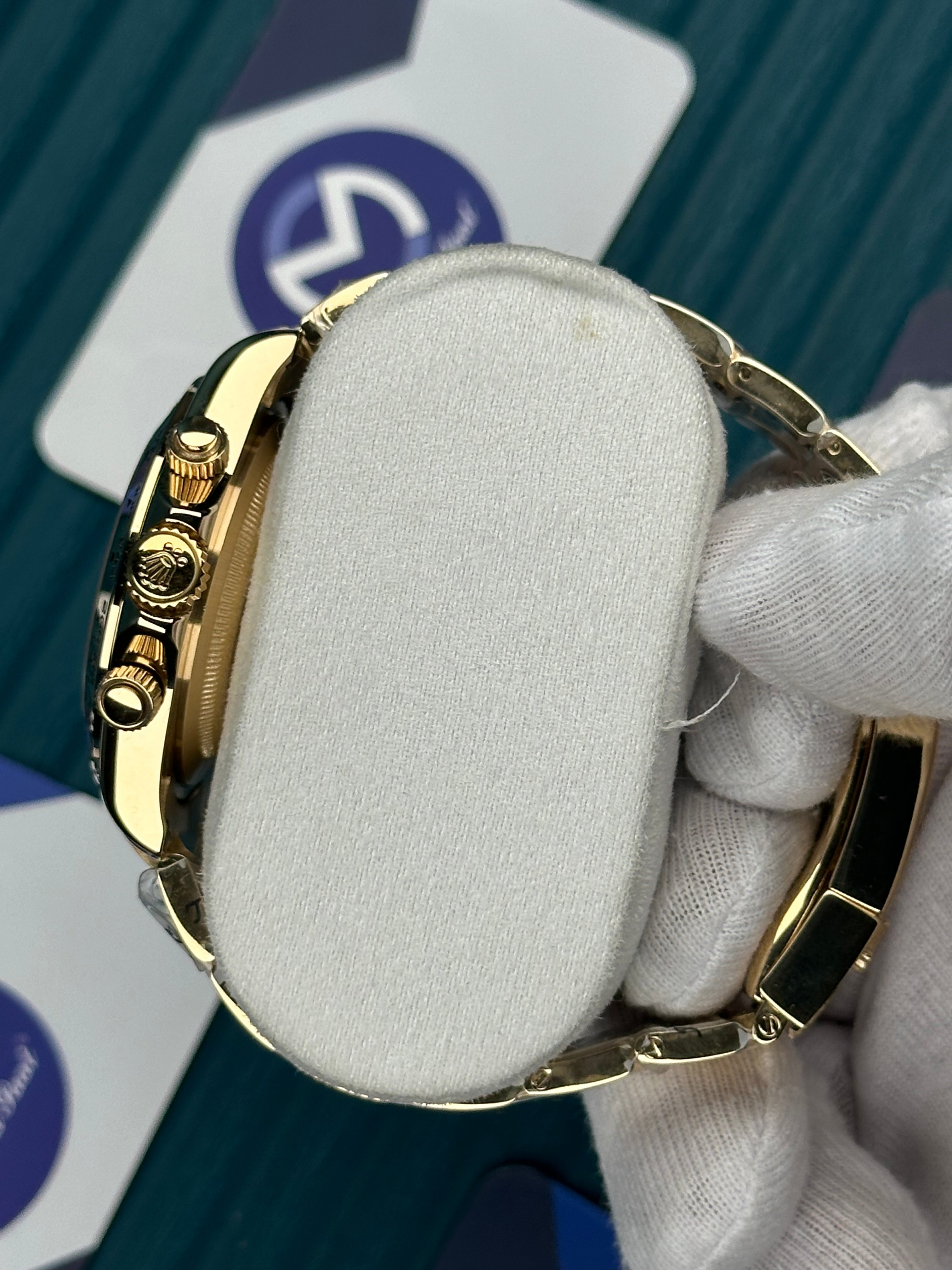 ROLEX DAYTONA GOLD DIAL GOLD OYSTER