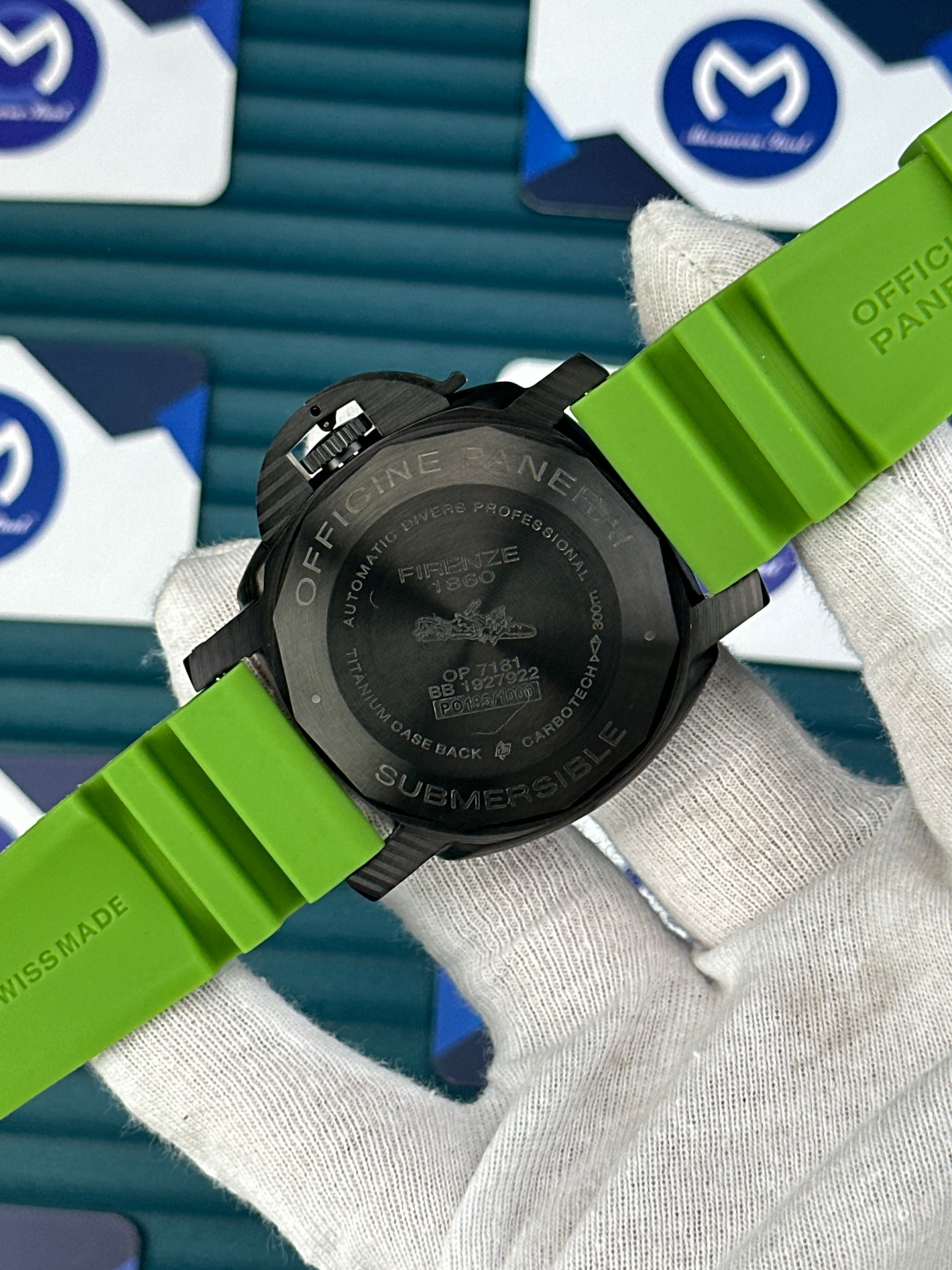 PANERAI SUBMERSIBLE CARBON CASE BLACK DIAL GREEN RUBBER 