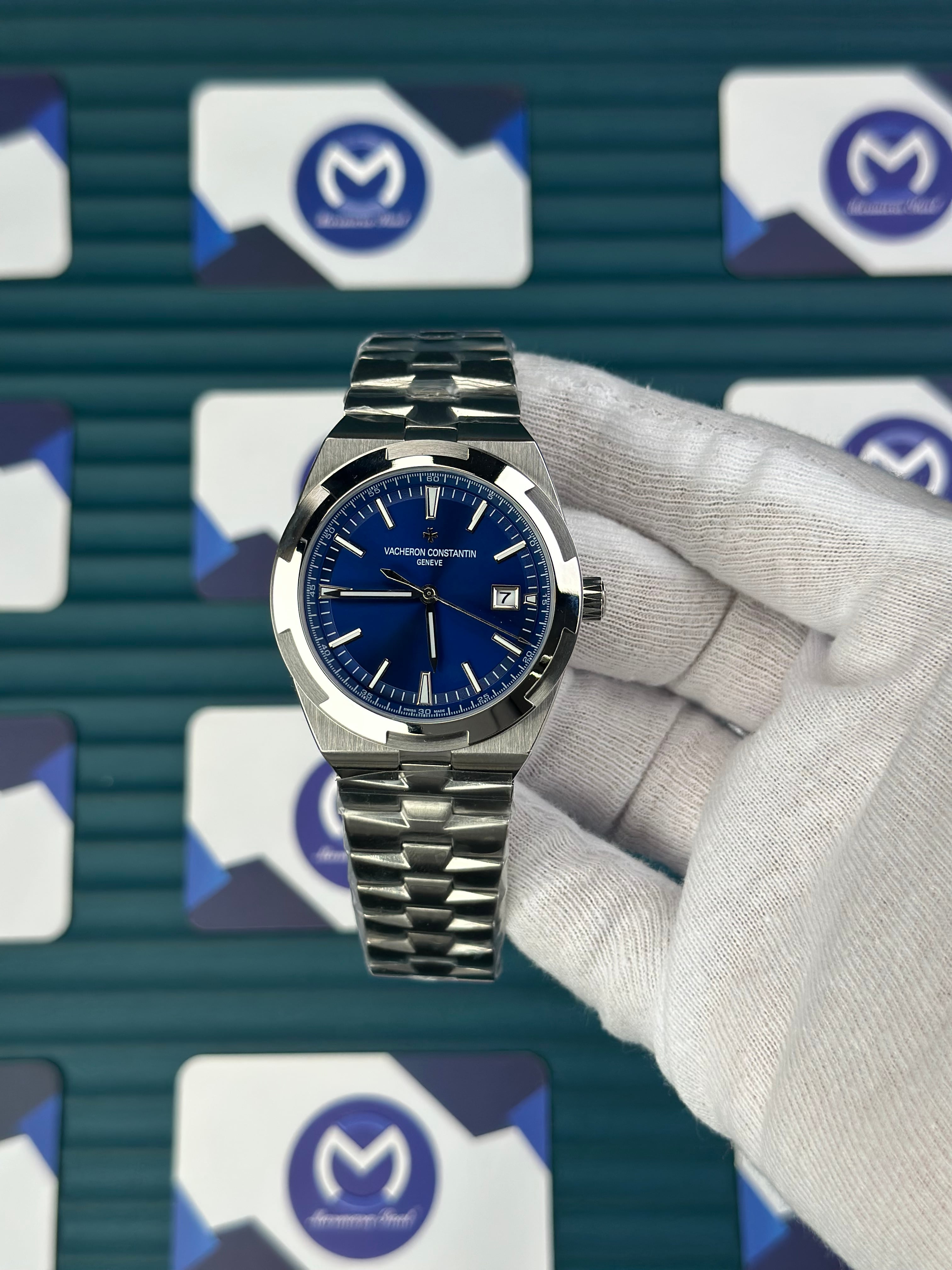 VACHERON CONSTANTIN BLUE DIAL OVERSEAS SILVER