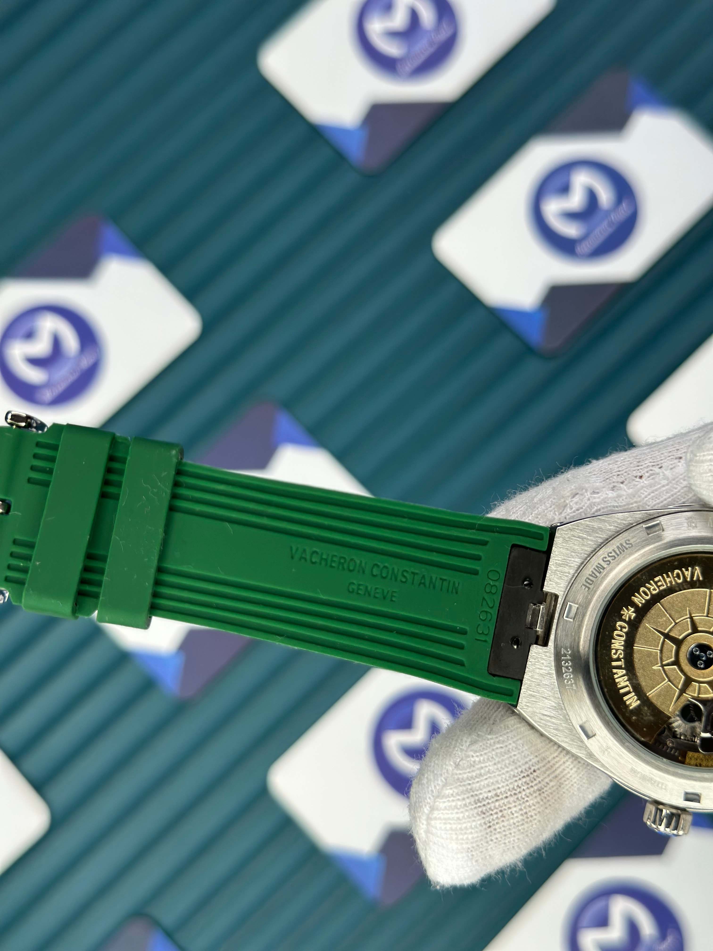 VACHERON CONSTANTIN GREEN DIAL SILVER CASE OVERSEAS GREEN RUBBER