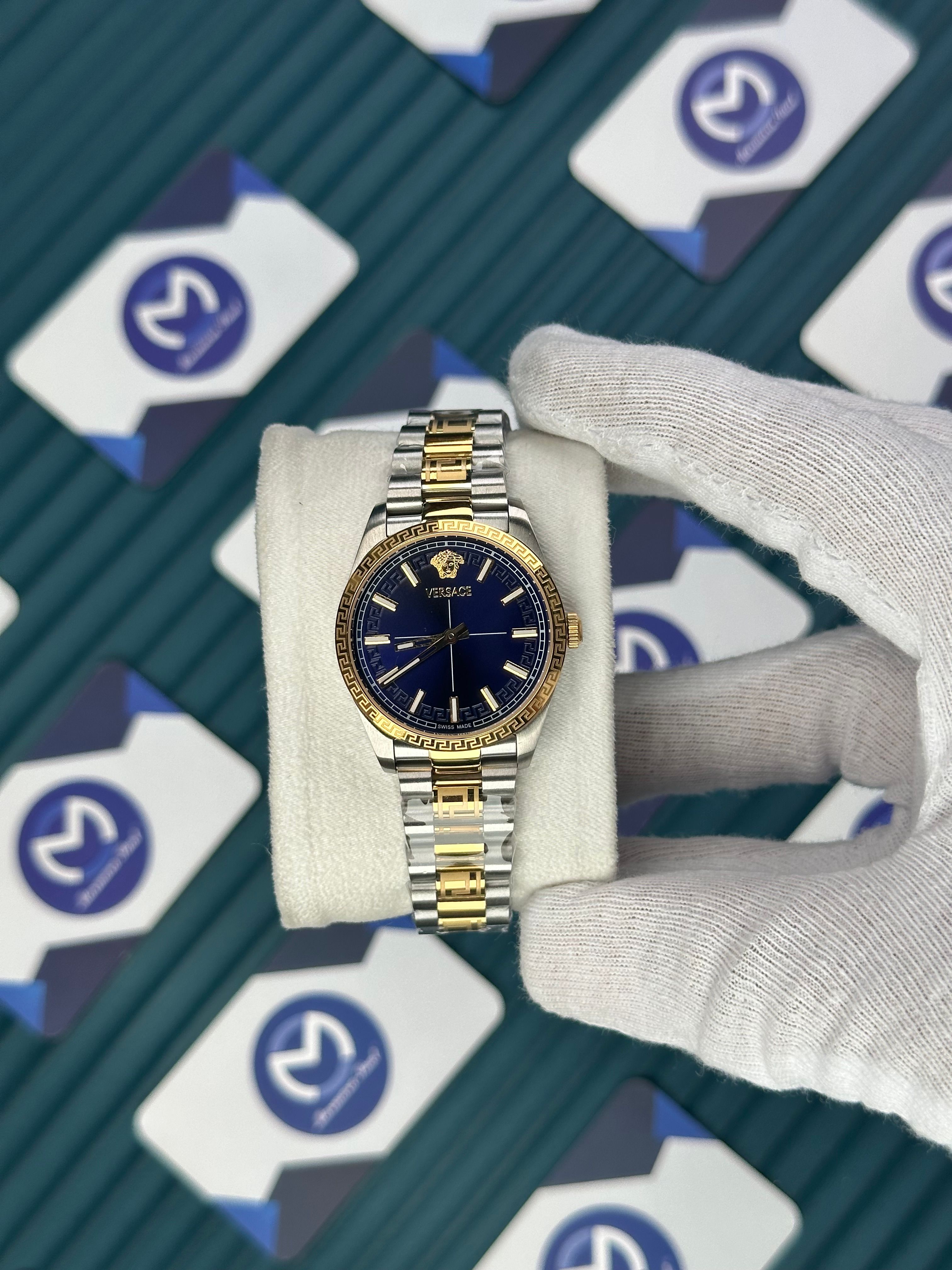 VERSACE 32 MM BLUE DIAL MILLENYIUM GENT GOLD-SILVER