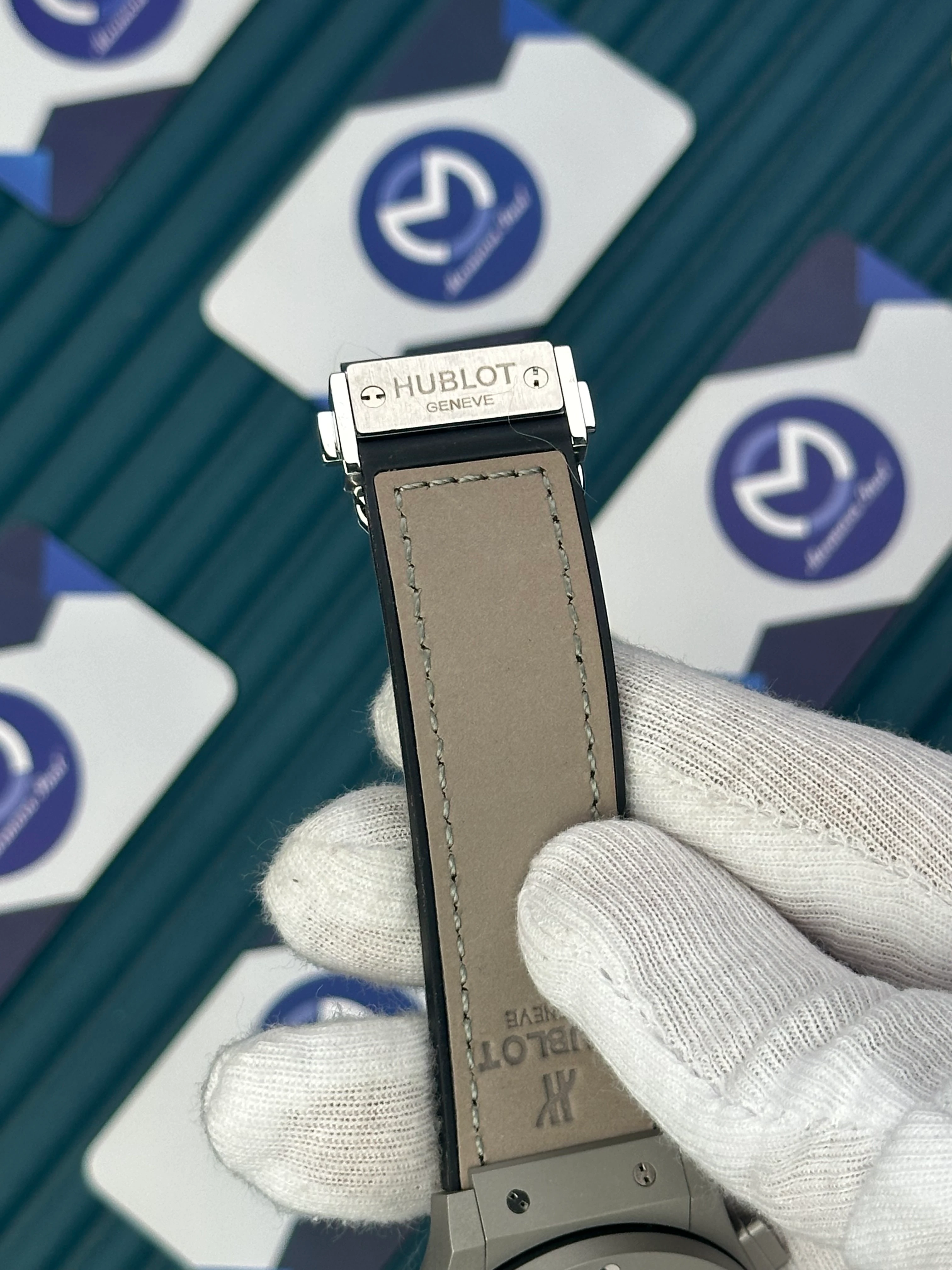 HUBLOT AUTOMATIC VENDOME CREAM CHRONOGRAPH LEATHER 