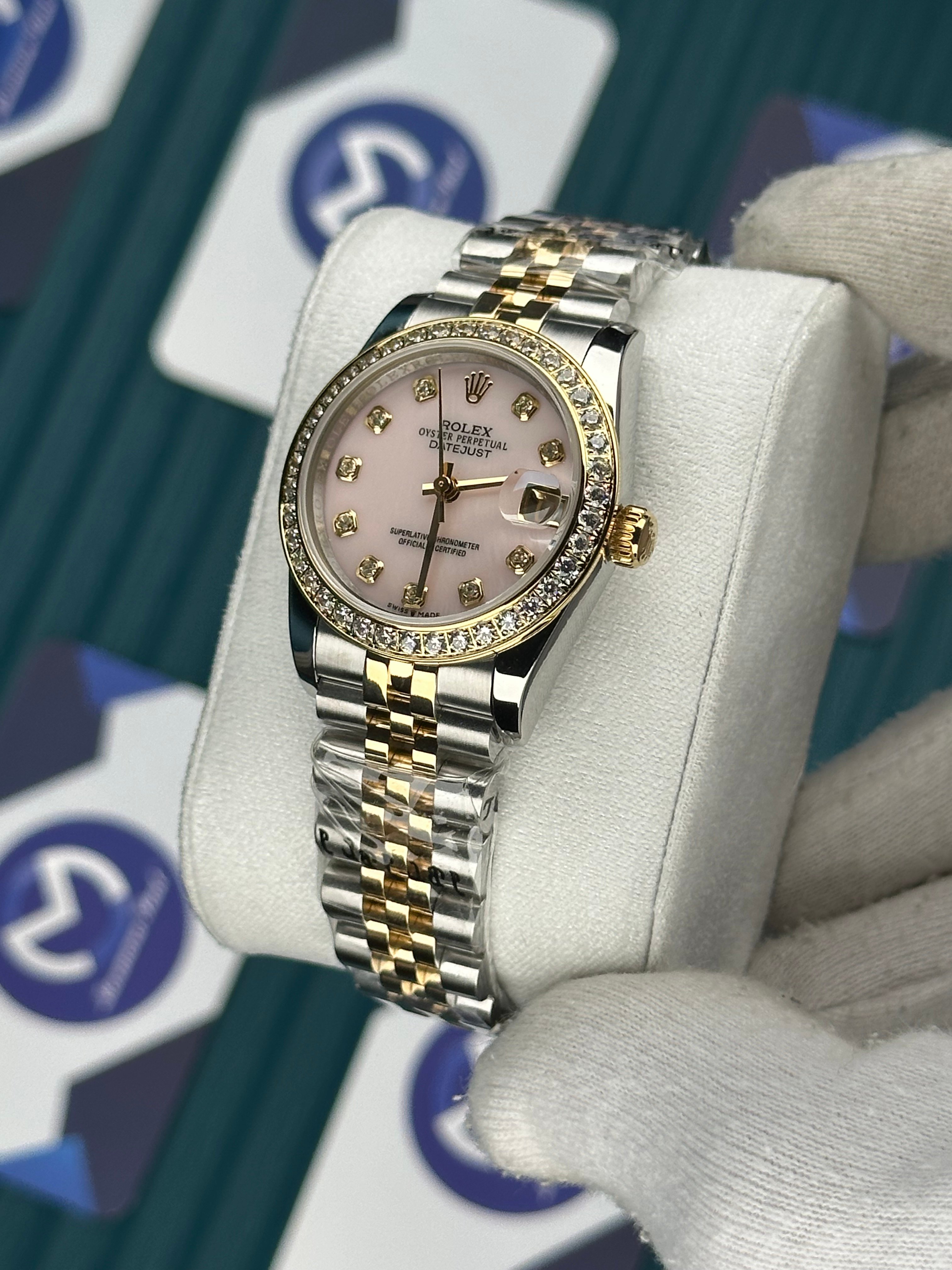 ROLEX 31 SEDEFLİ PEMBE KADRAN PIRLANTA BEZEL GOLD-SILVER JUBILEE