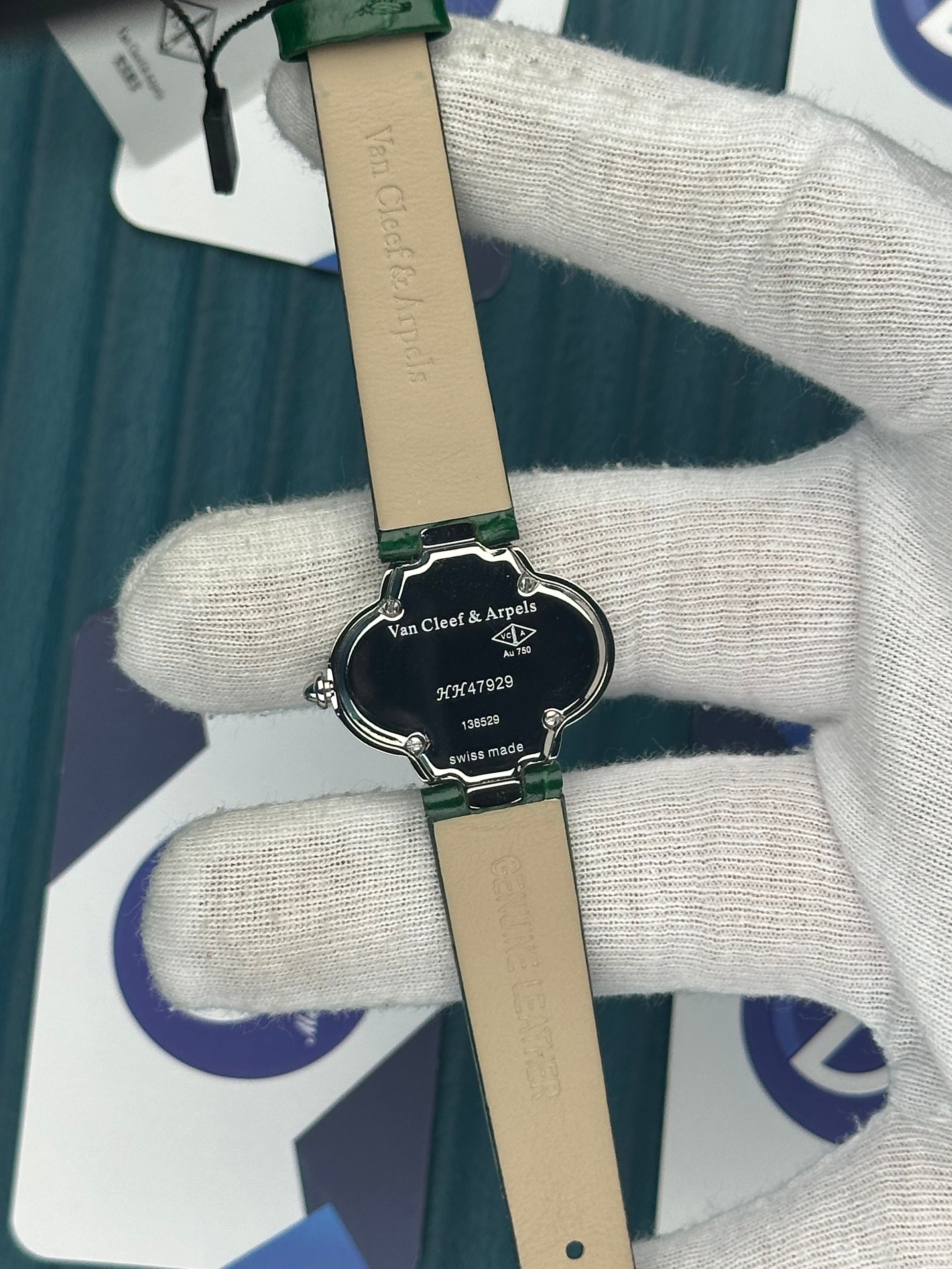 VAN CLEEF & ARPELS WHITE DIAL DIAMOND BEZEL GREEN LEATHER CORD