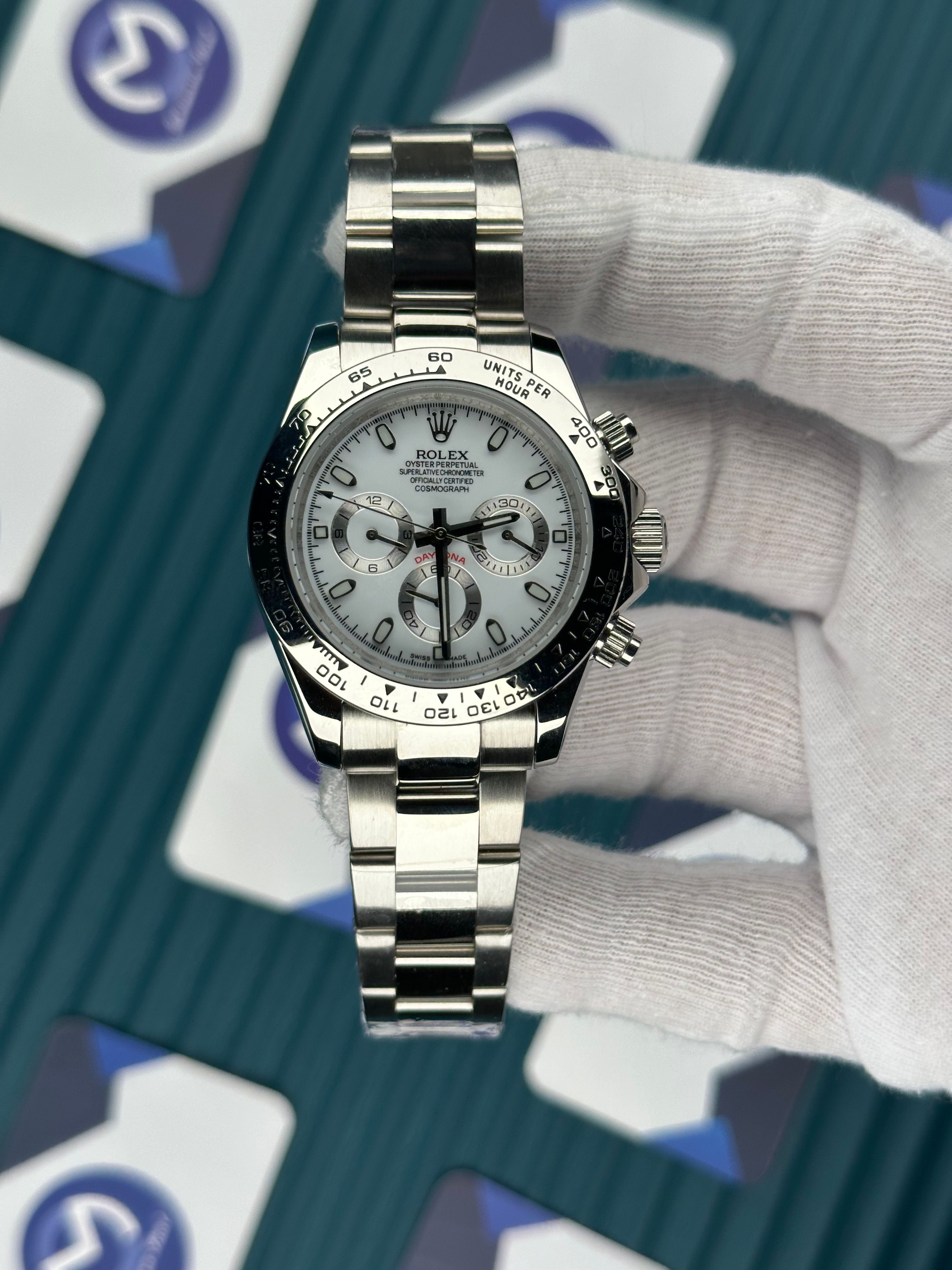 ROLEX DAYTONA PANDA SILVER BEZEL SILVER OYSTER