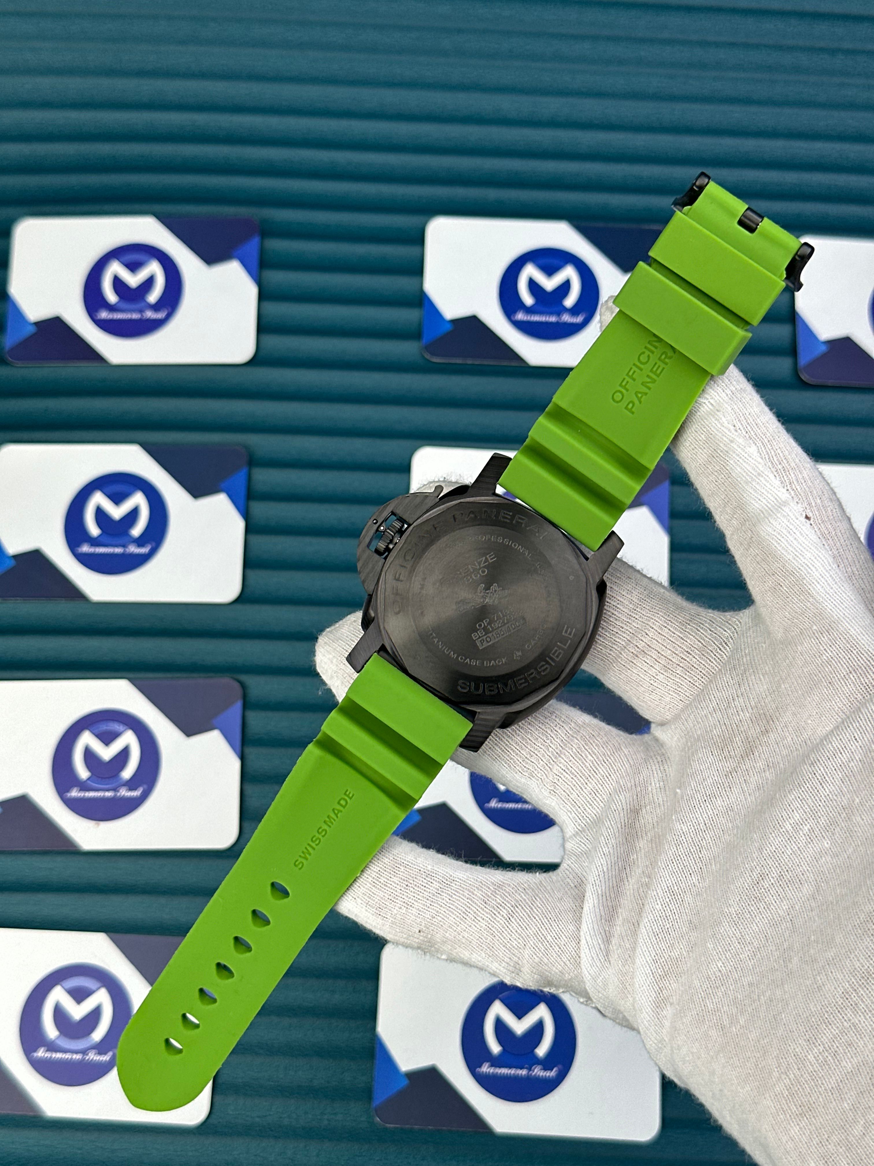 PANERAI SUBMERSIBLE CARBON CASE BLACK DIAL GREEN RUBBER 