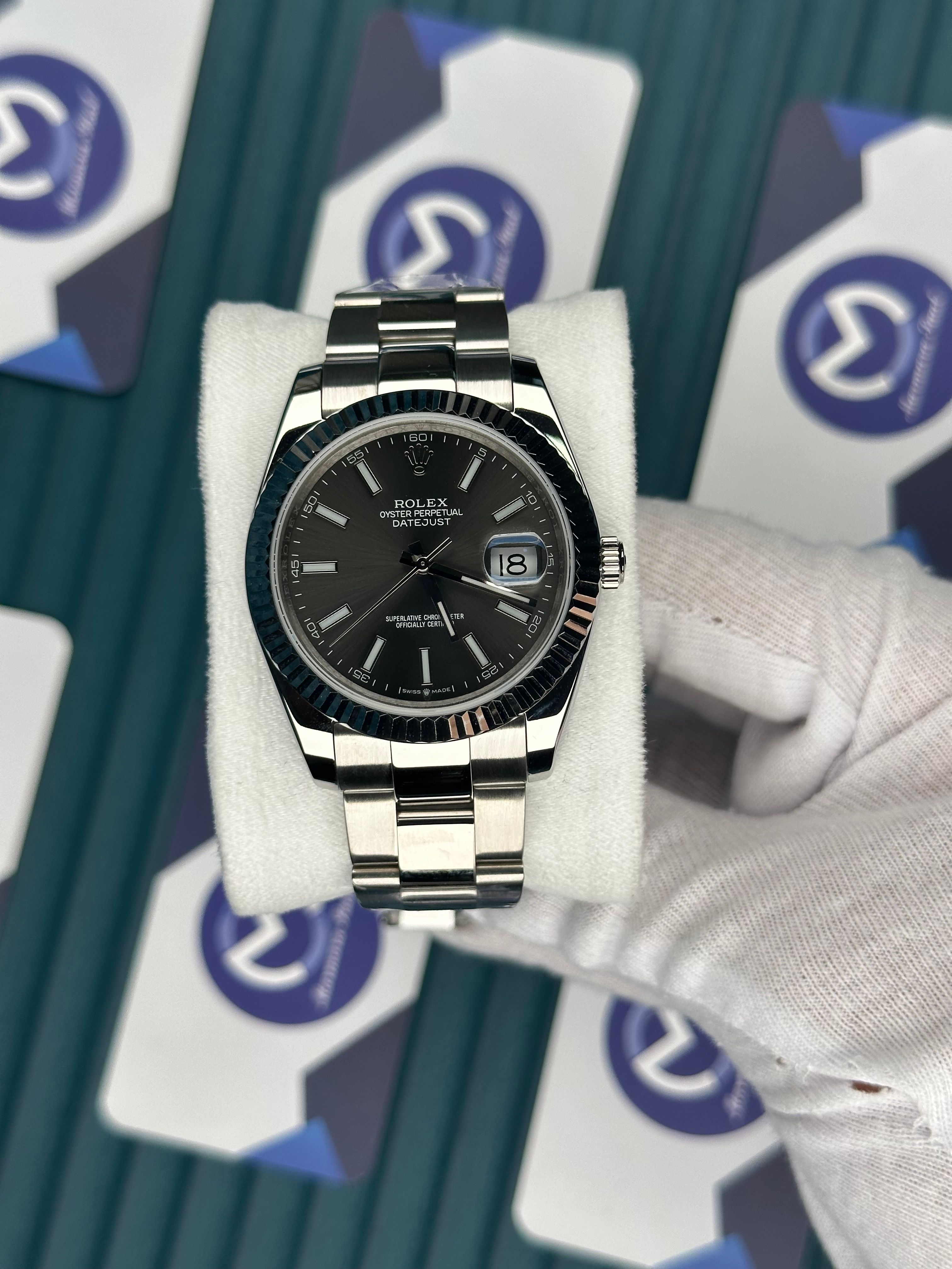 ROLEX DATEJUST GREY DILA SILVER OYSTER