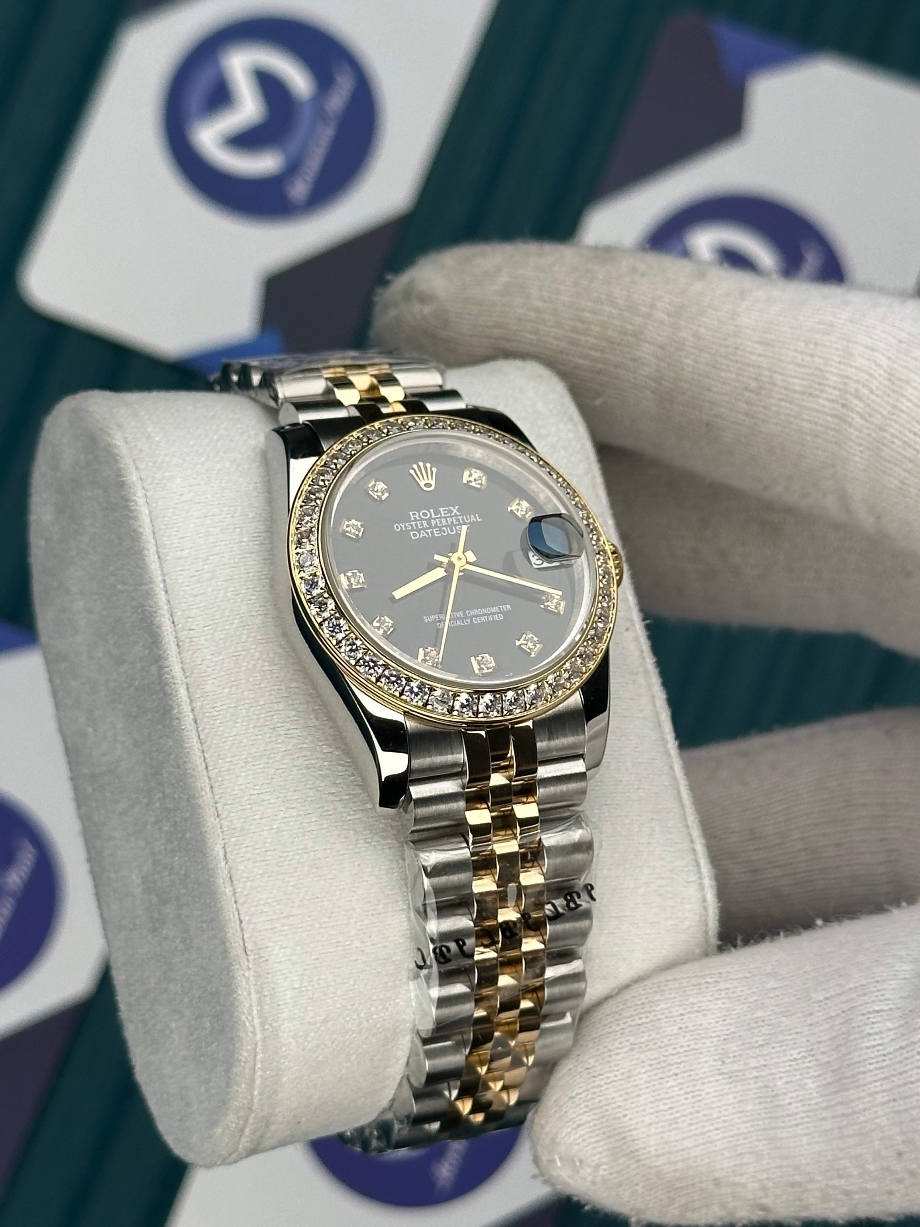 ROLEX 31 SİYAH KADRAN PIRLANTA BEZEL GOLD-SILVER JUBILEE