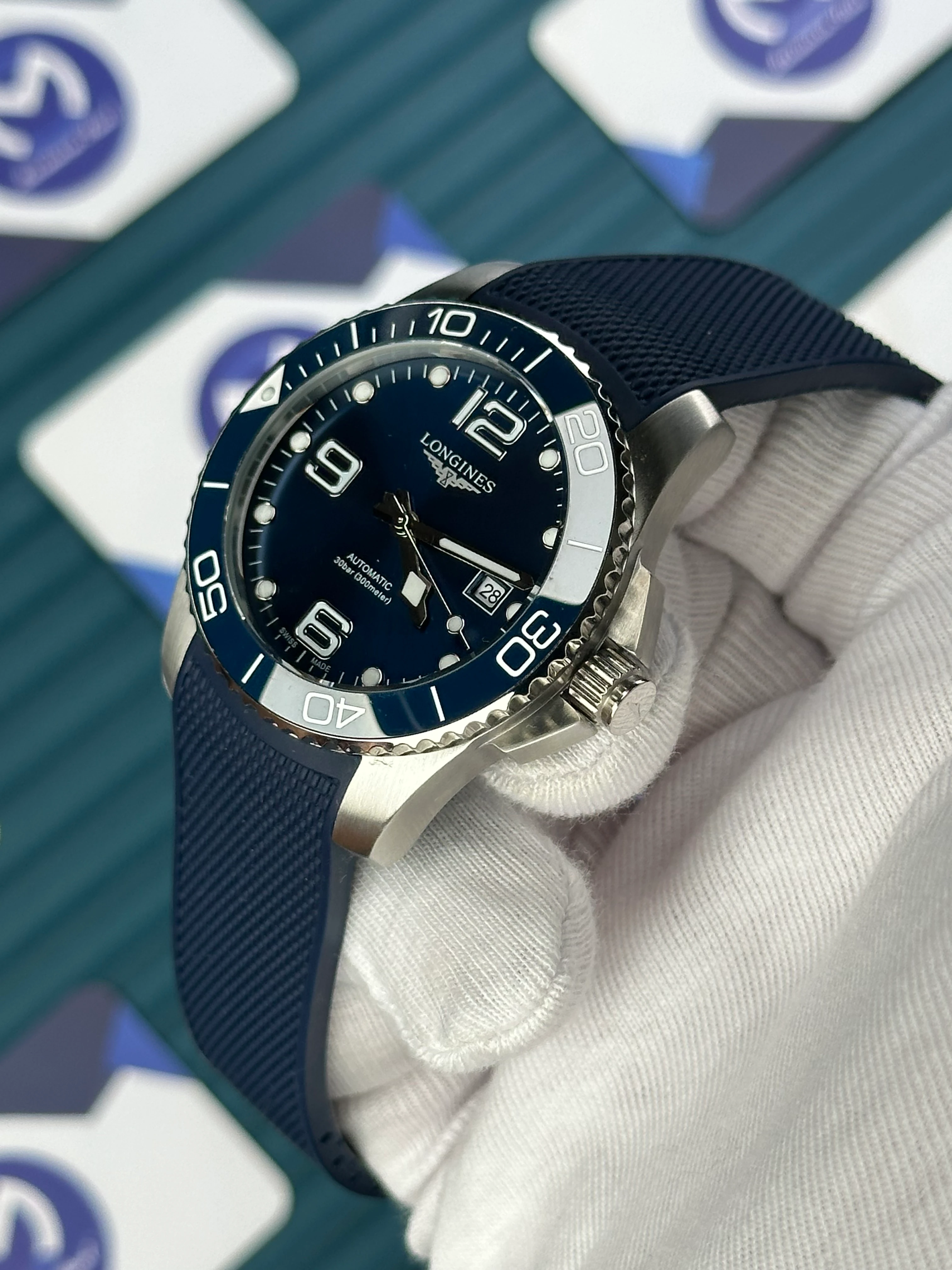 LONGINES HYDROCONQUEST AUTOMATIC BLUE DIAL BLUE RUBBER 