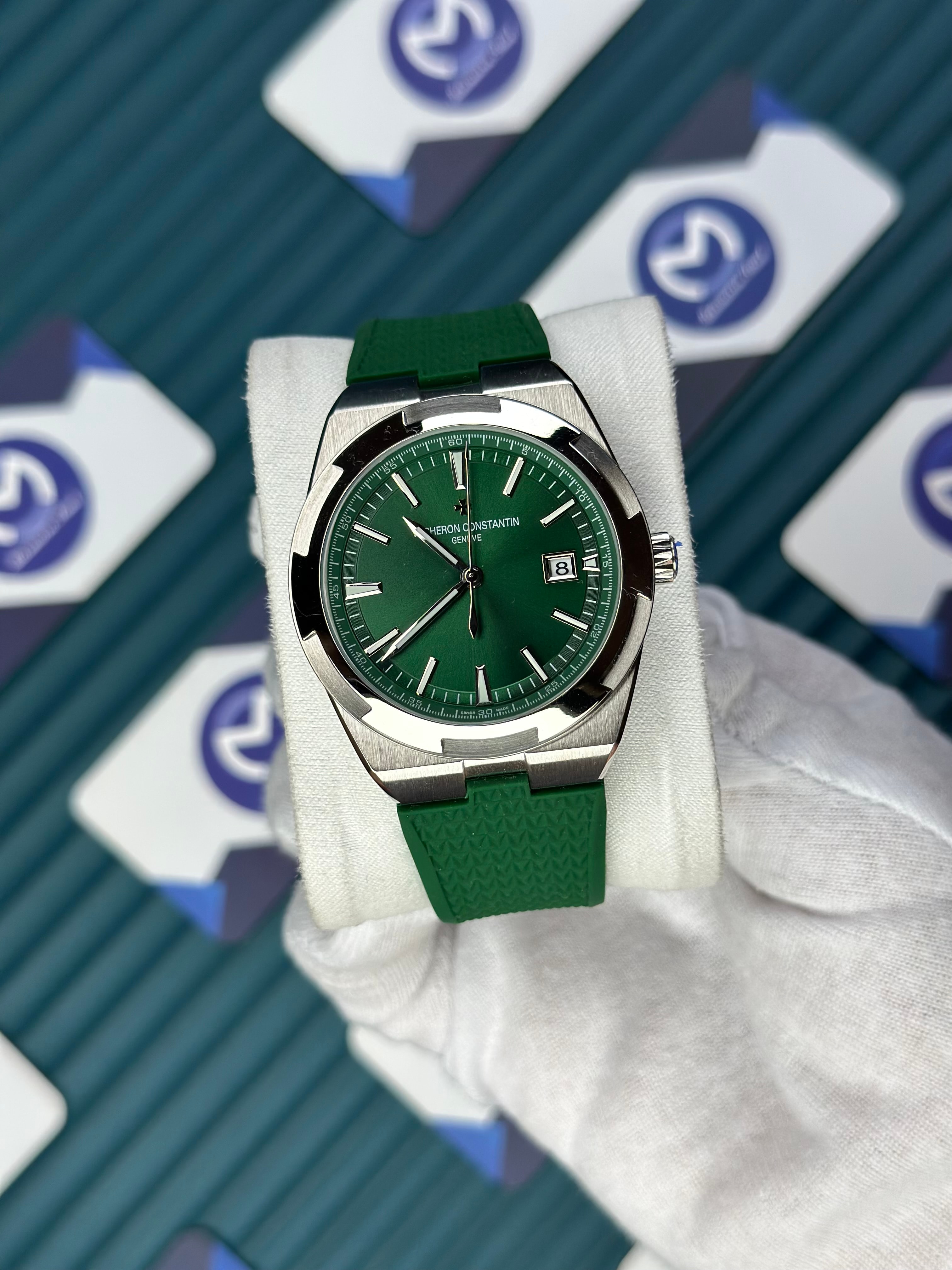 VACHERON CONSTANTIN GREEN DIAL SILVER CASE OVERSEAS GREEN RUBBER