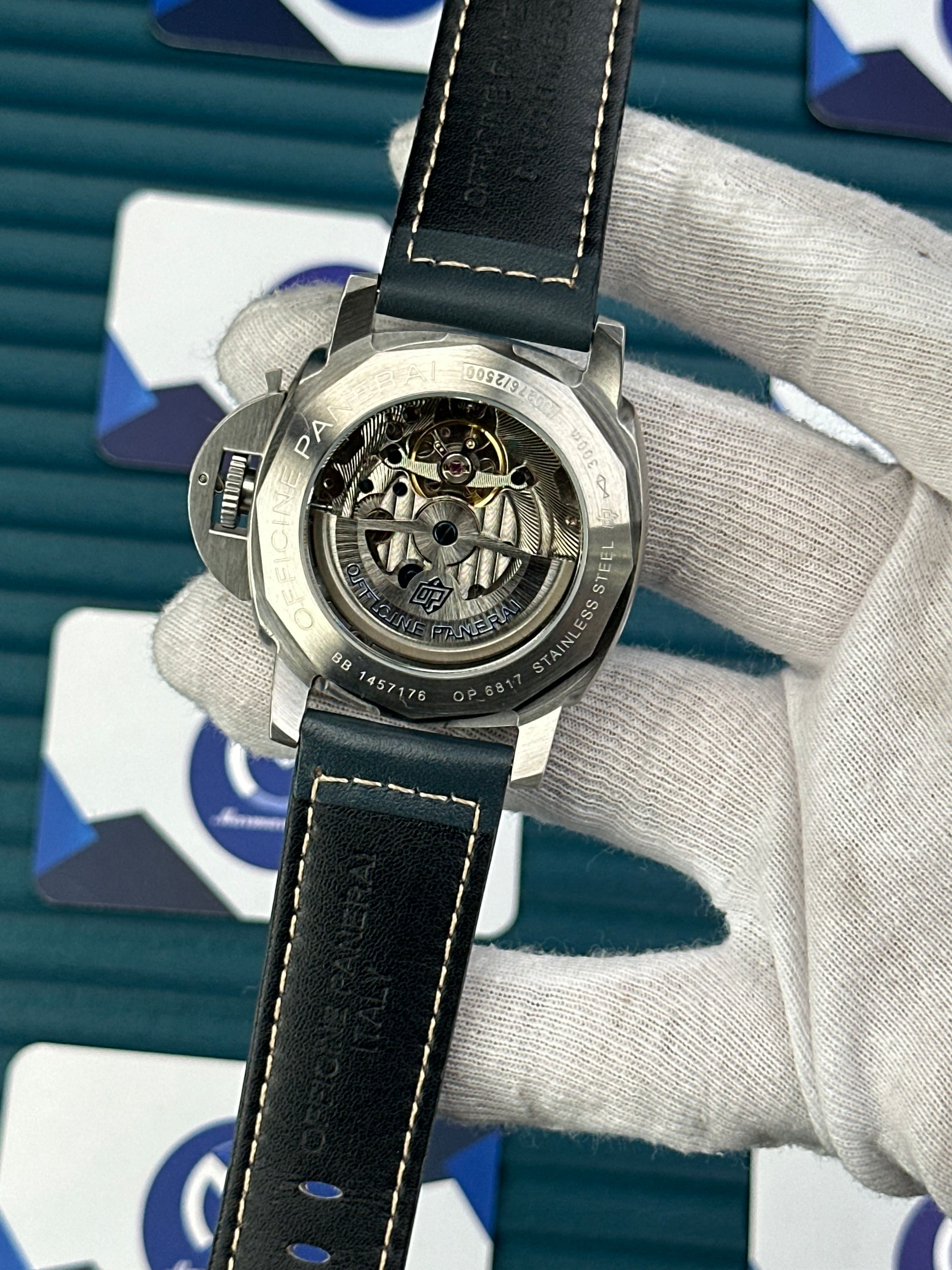 LUMINOR GMT PANERAI NAVY BLUE DIAL SILVER CASE NAVY BLUE LEATHER CORD