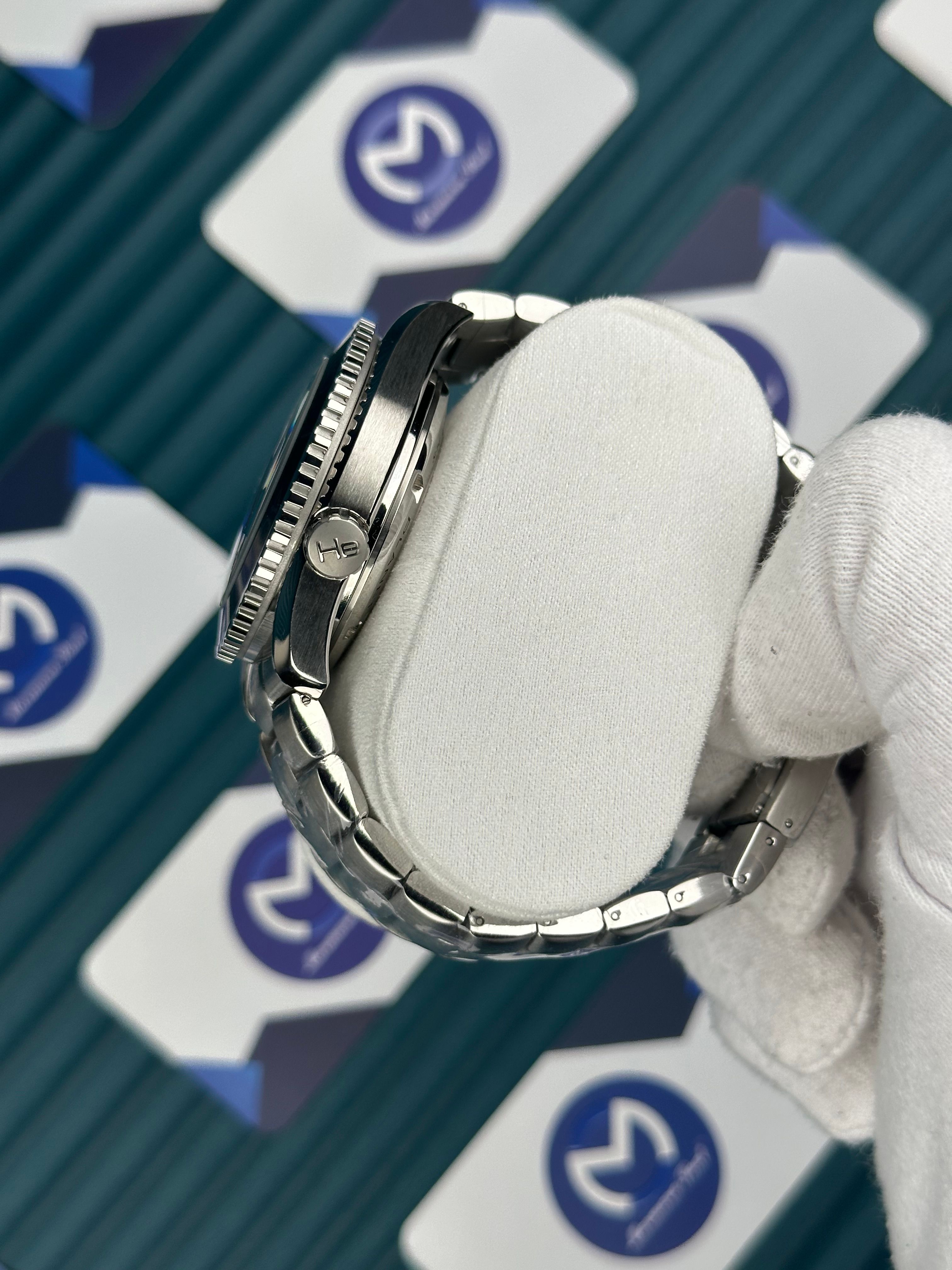 Omega Seamaster Planet Ocean Turuncu Siyah Fonksiyonlu Gri Kadran