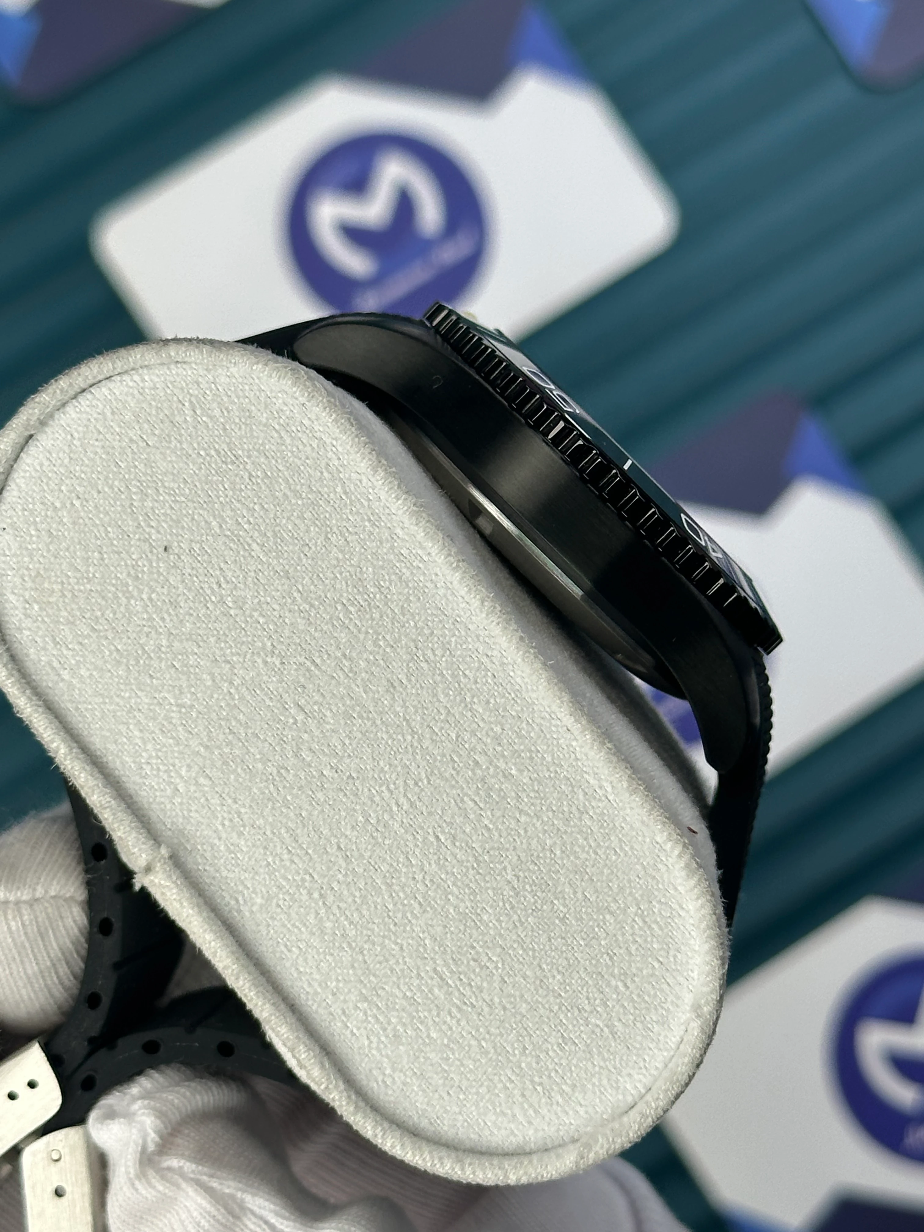 LONGINES HYDROCONQUEST AUTOMATIC BLACK DIAL CHRONOGRAPH BLACK RUBBER 