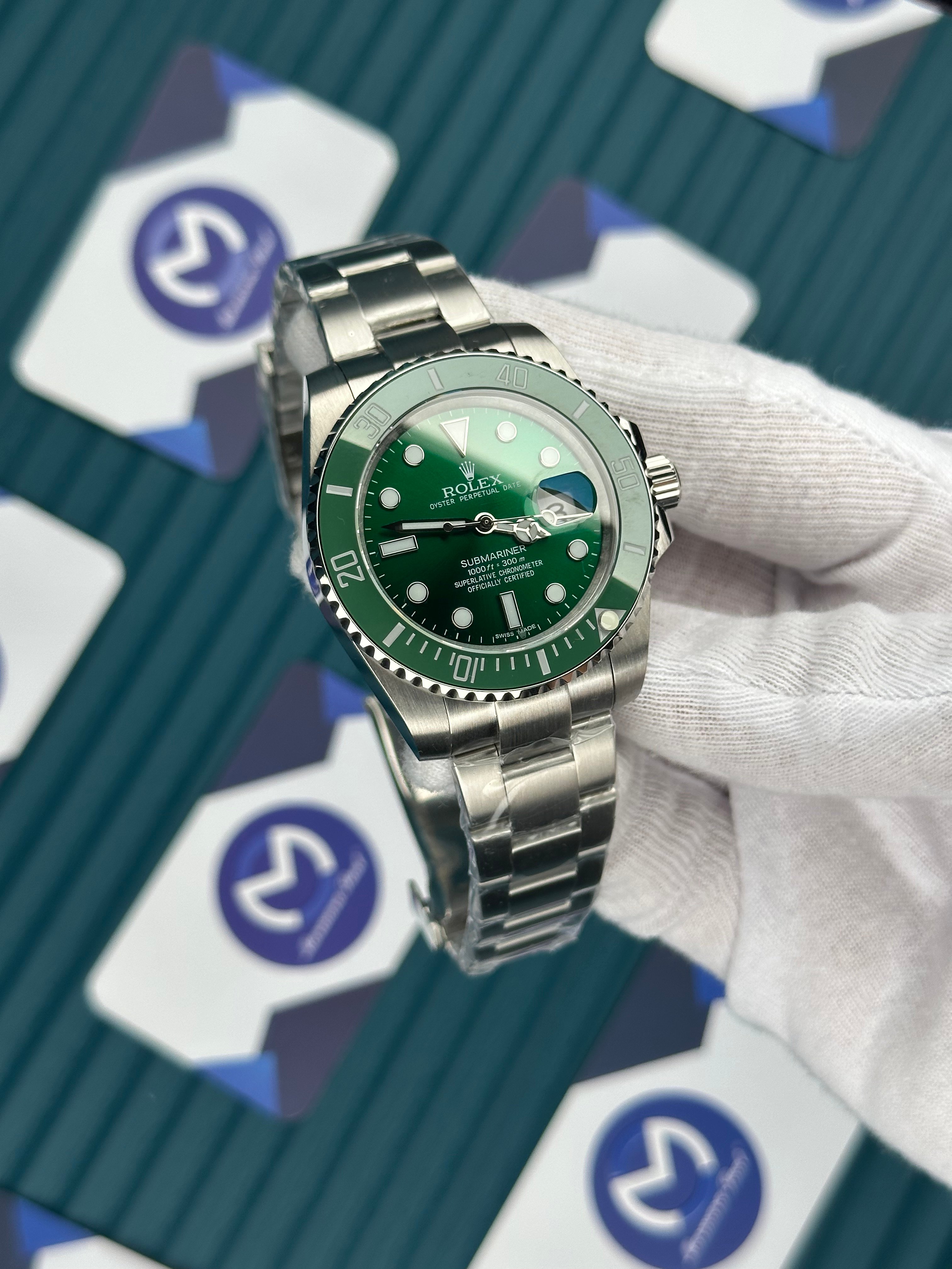 ROLEX SUBMARINER HULK SILVER OYSTER