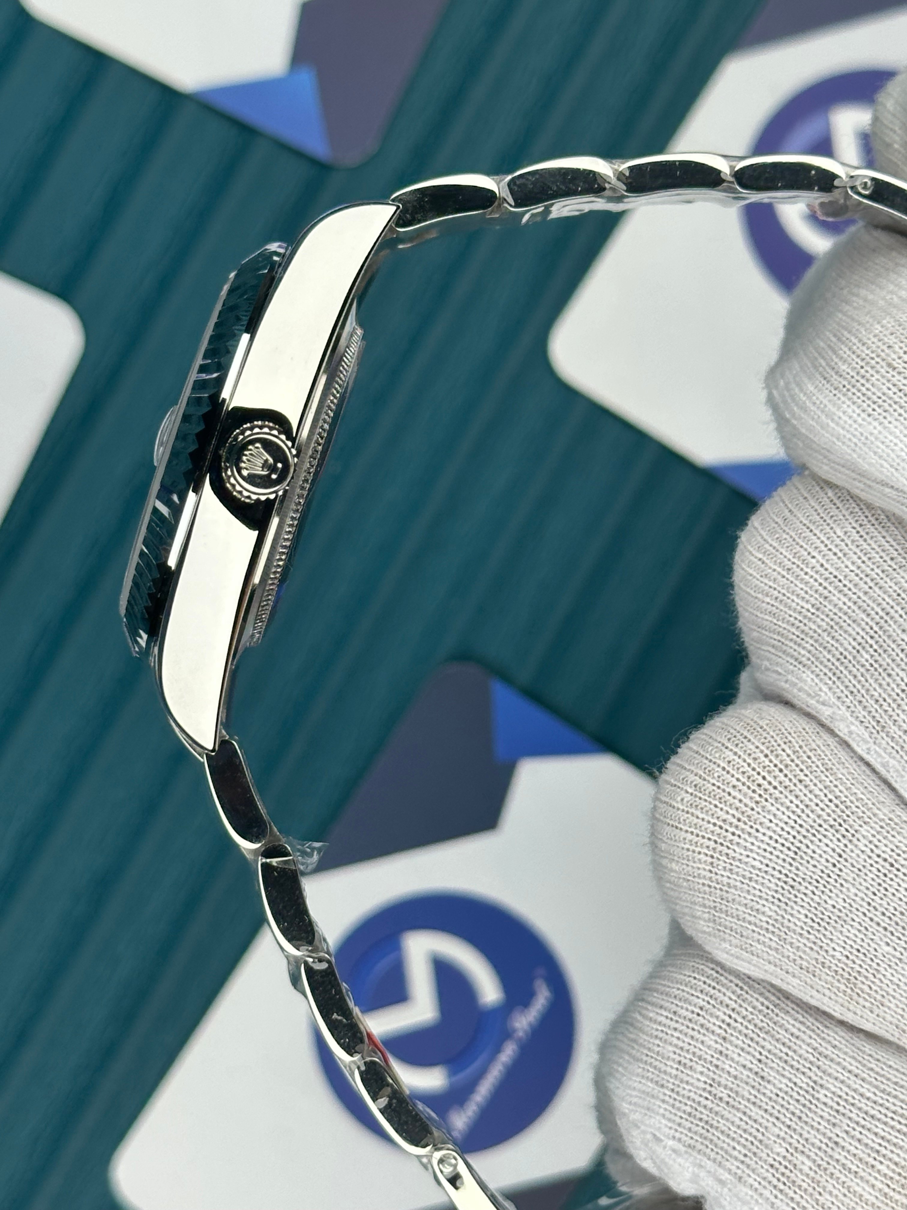 ROLEX SKY-DWELLER BLUE DIAL SILVER OYSTER