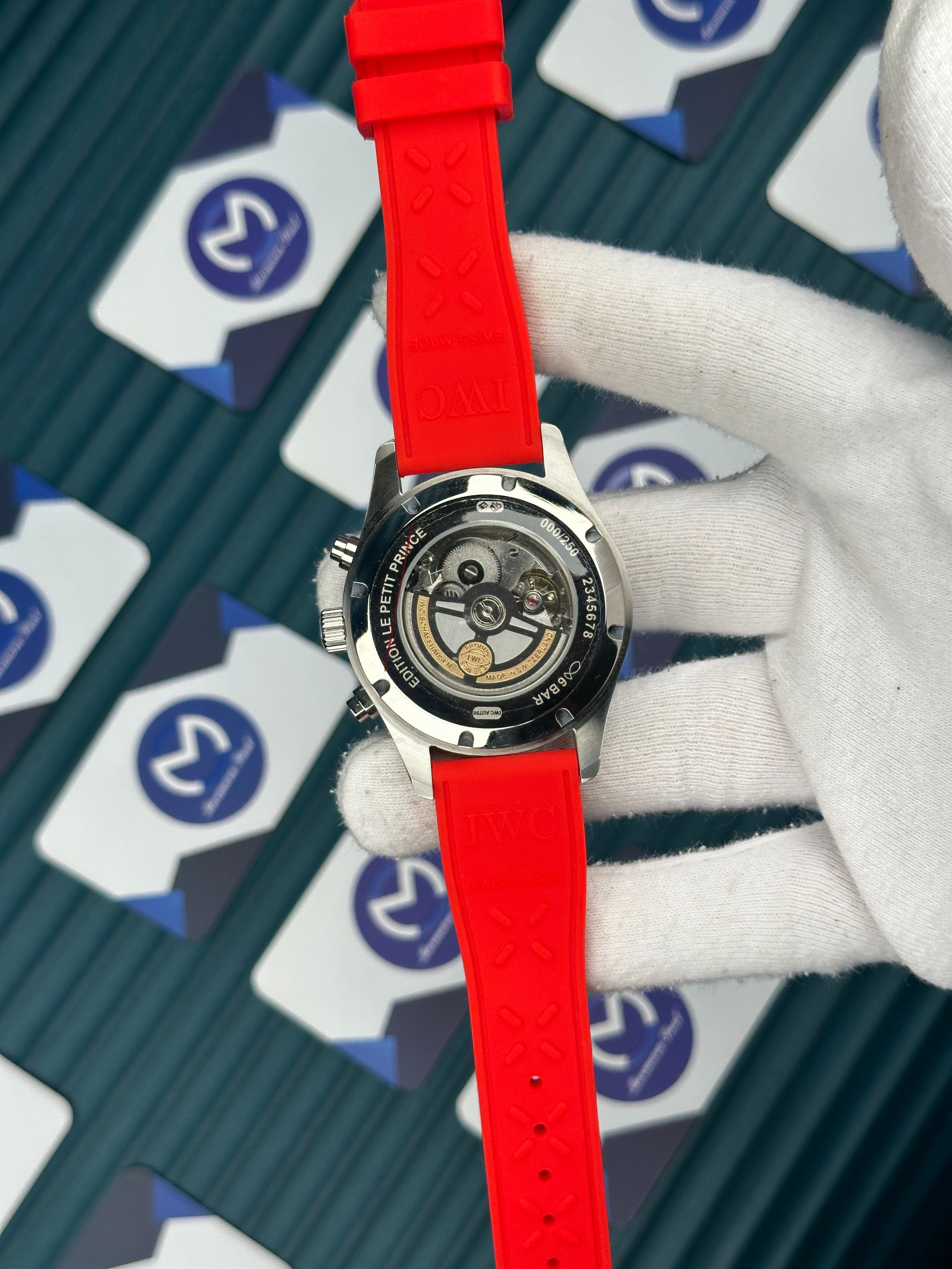 IWC PILOT'S CHRONOGRAPH MERCEDES AMG FORMULA ONE TEAM RED