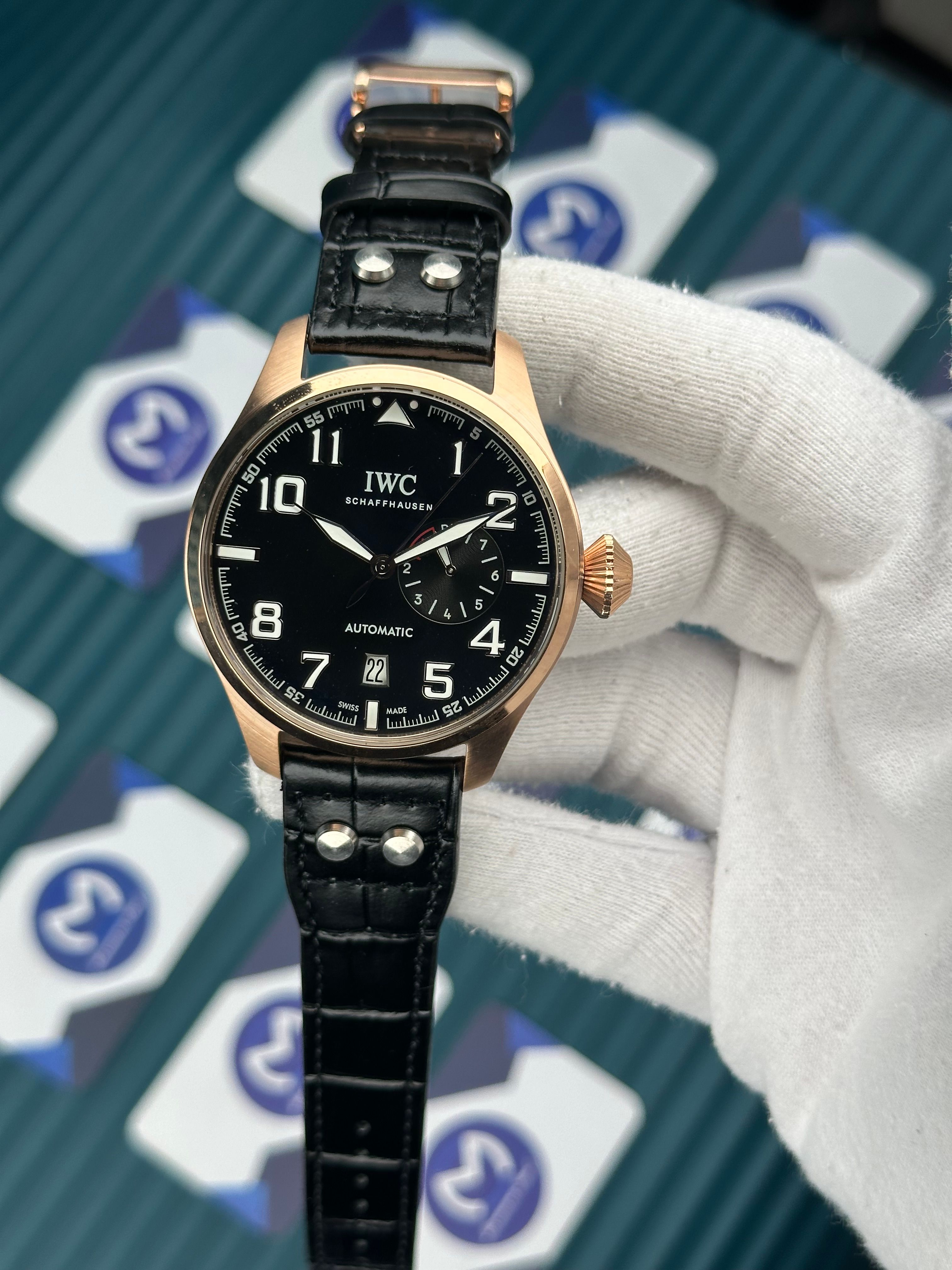 IWC Big Pilot Siyah Deri Kordon Rose Kasa