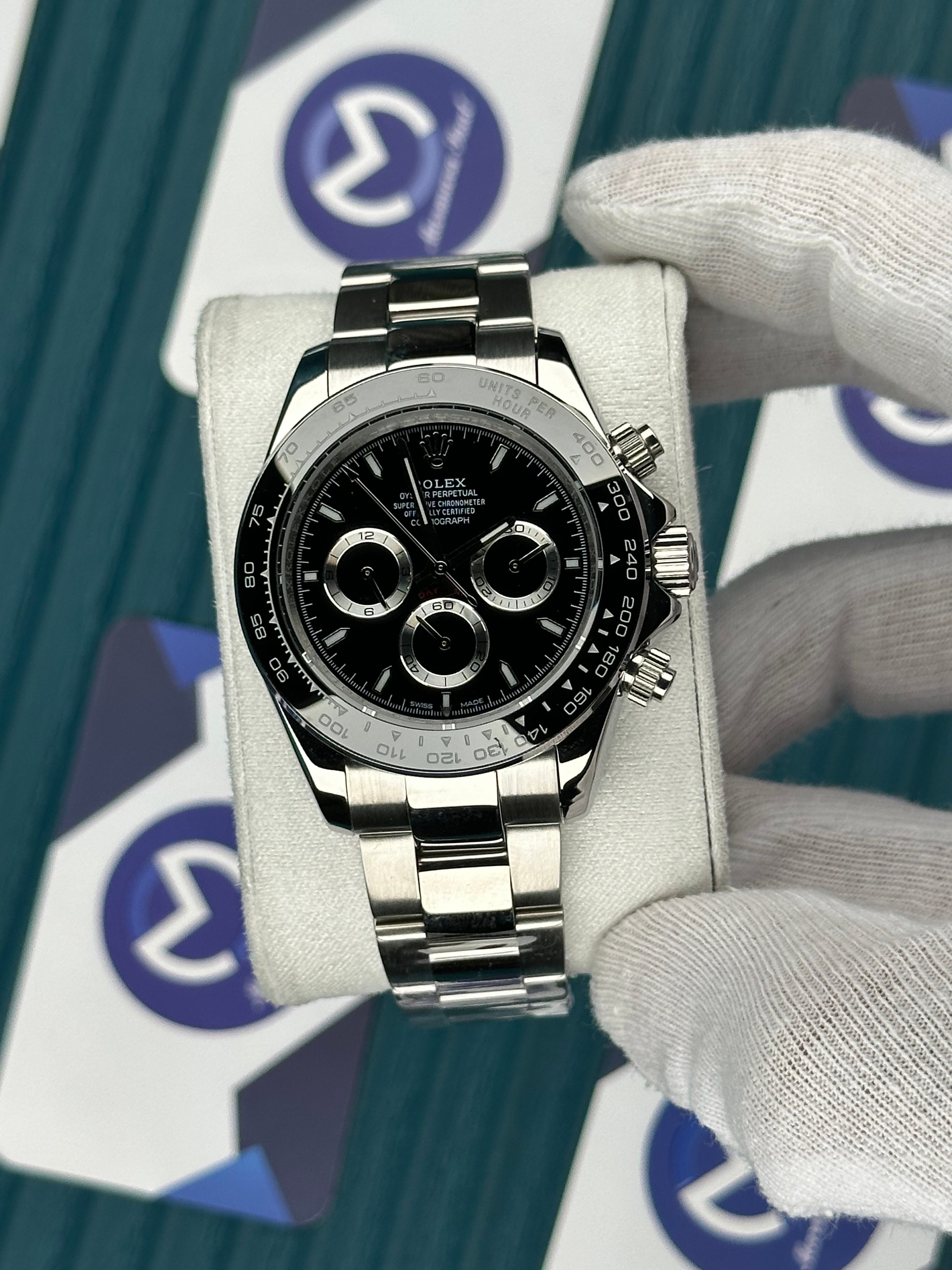 ROLEX DAYTONA BLACK DIAL SILVER OYSTER