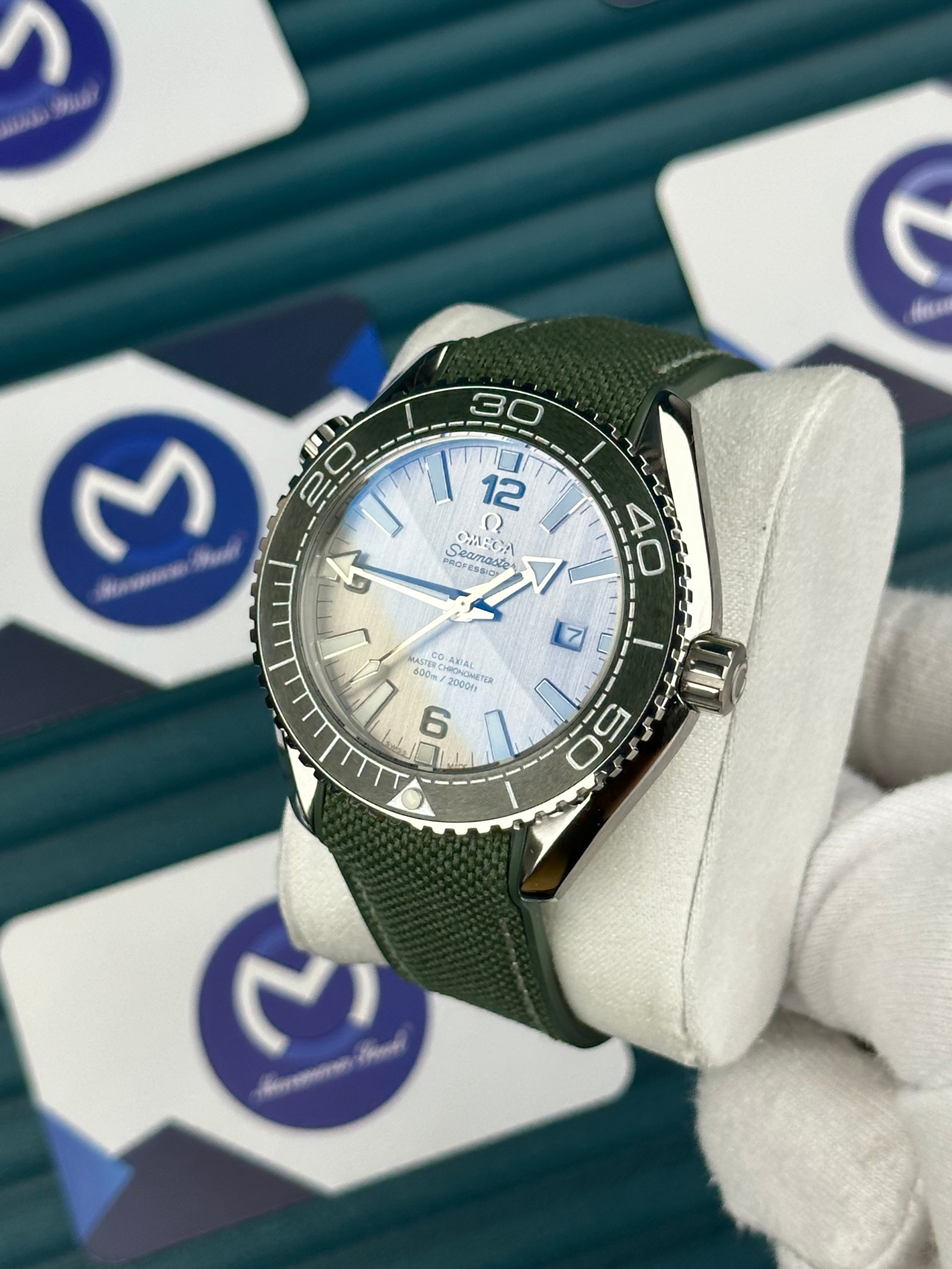 Omega Seamaster PVD Yeşil Kauçuk Kordon Gri Kadran