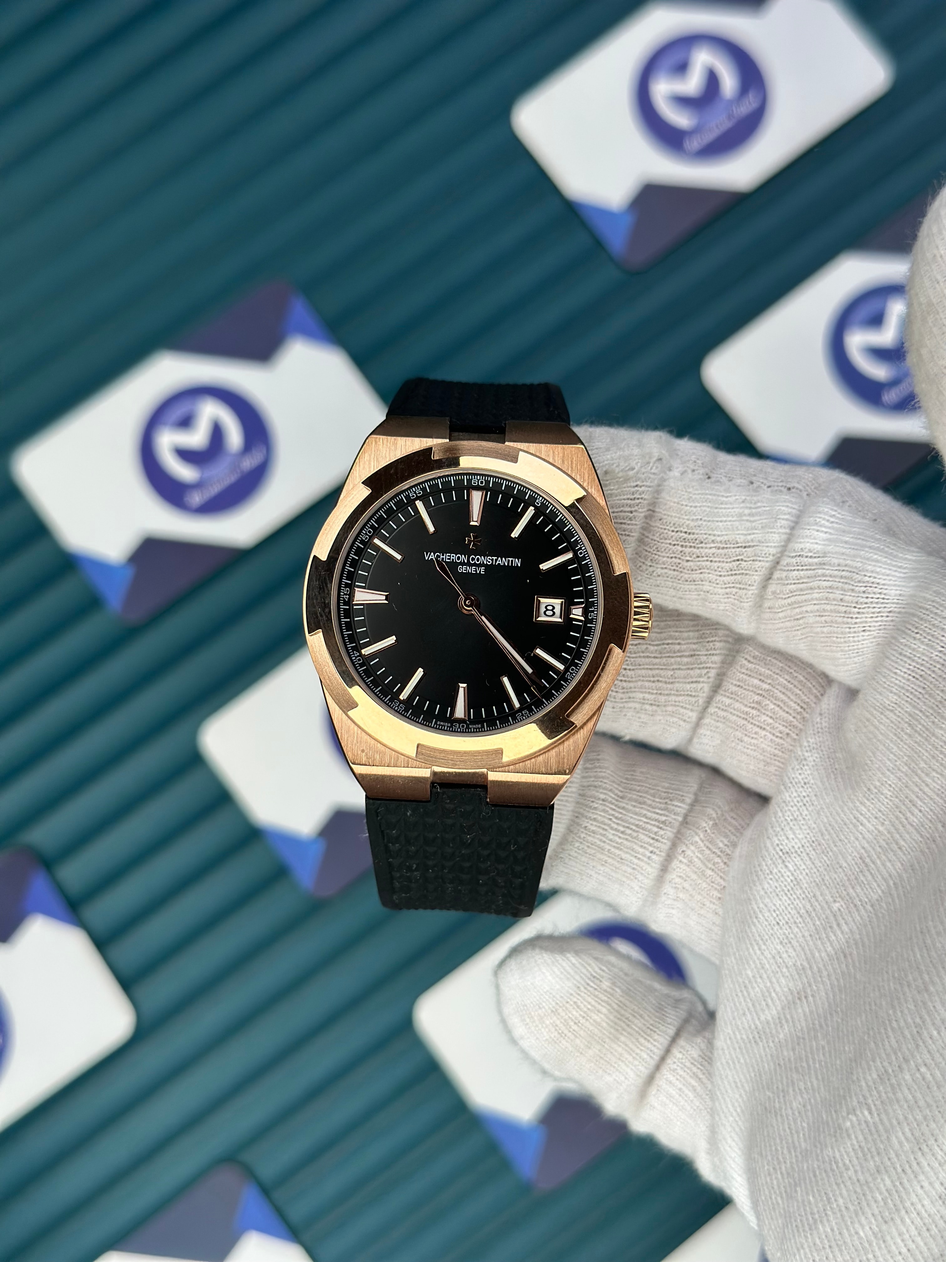 VACHERON CONSTANTIN BLACK DIAL ROSE CASE OVERSEAS BLACK RUBBER 