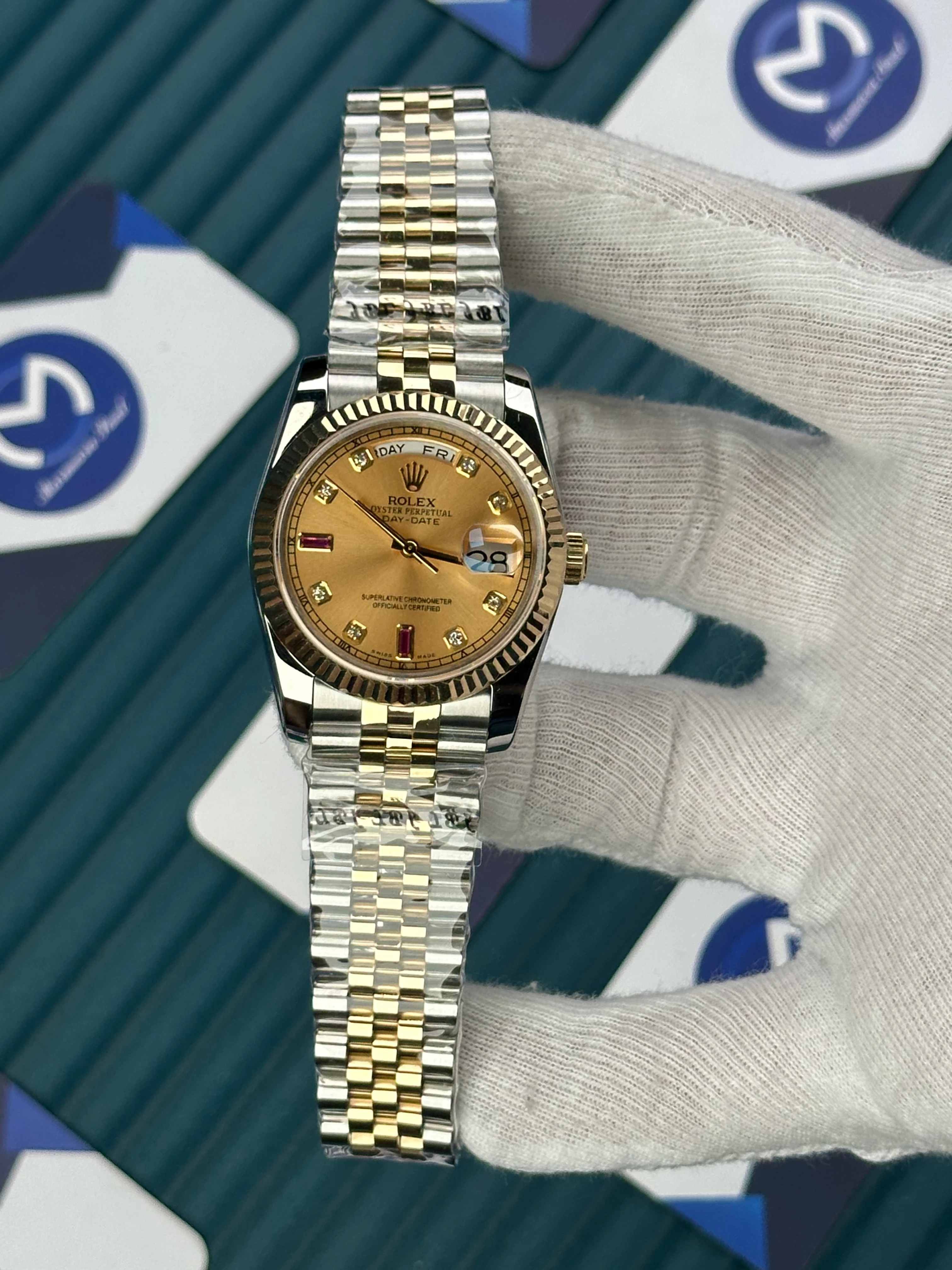 ROLEX 36 MM DAY-DATE GOLD DIAL DIAMON DINDEX GOLD-SILVER JUBILE 