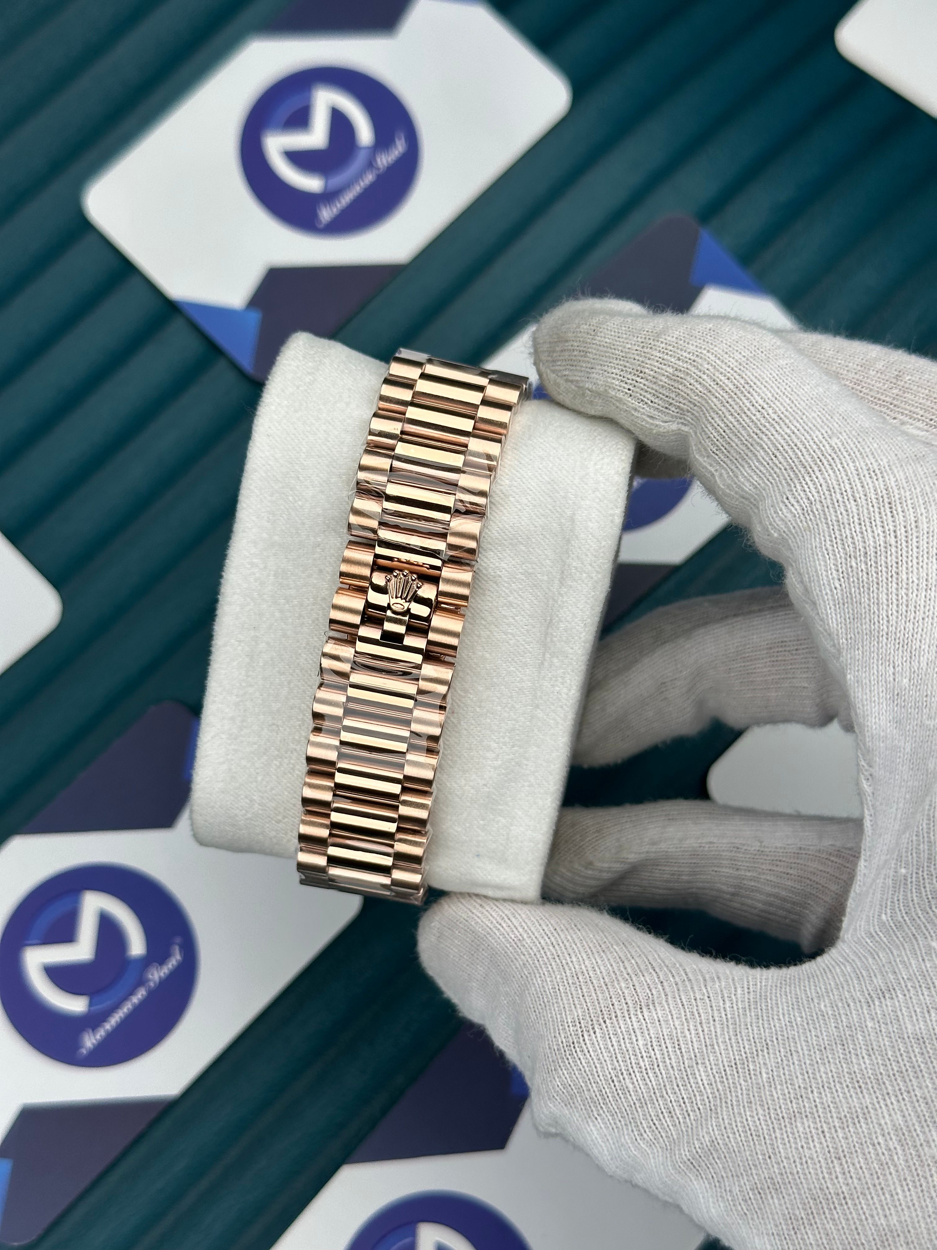 ROLEX DAY-DATE CHOCOLATE DIAL DIAMOND BEZEL ROSE PRESIDENT
