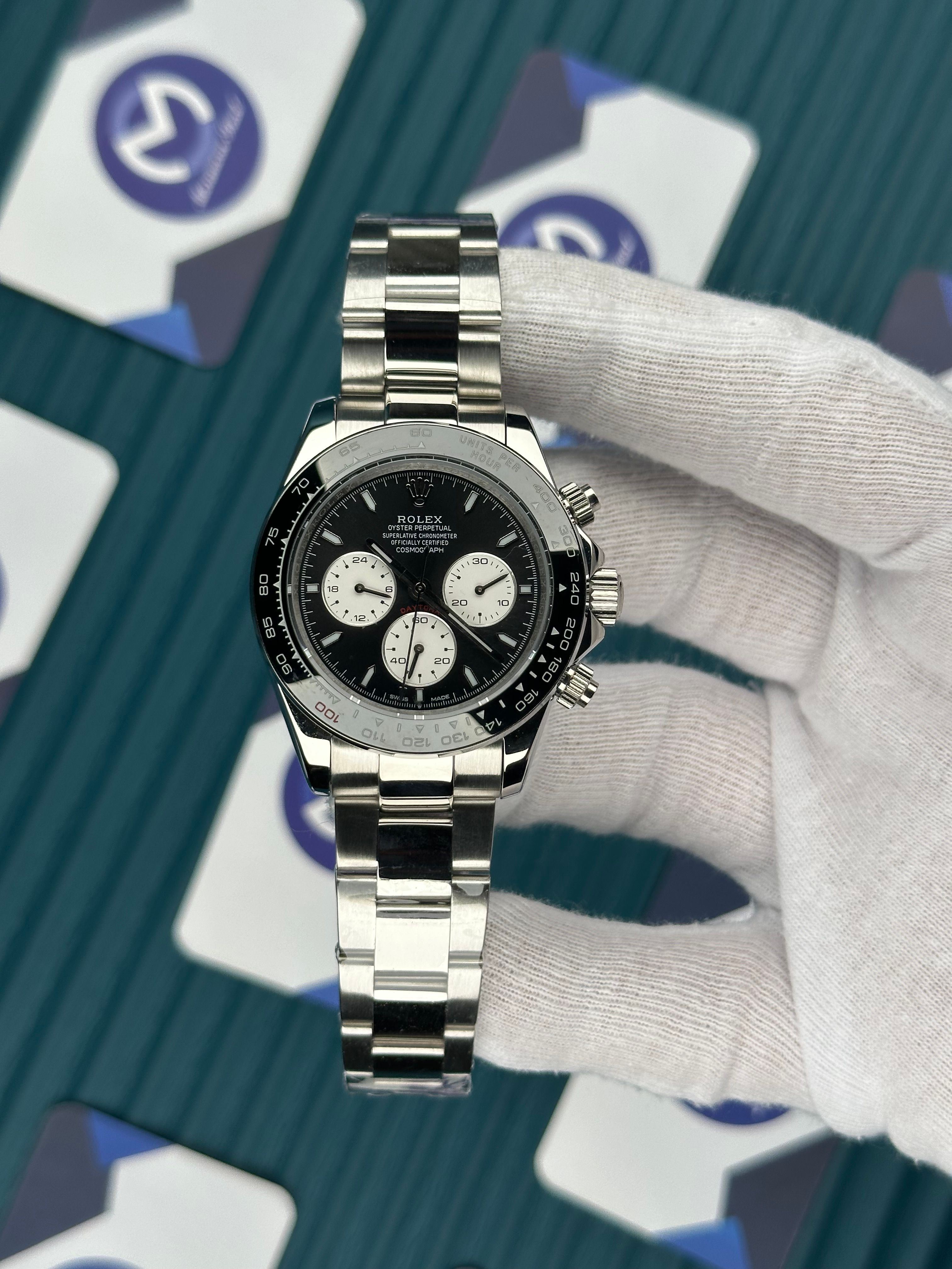 ROLEX DAYTONA BLACK DIAL 2025 SILVER OYSTER