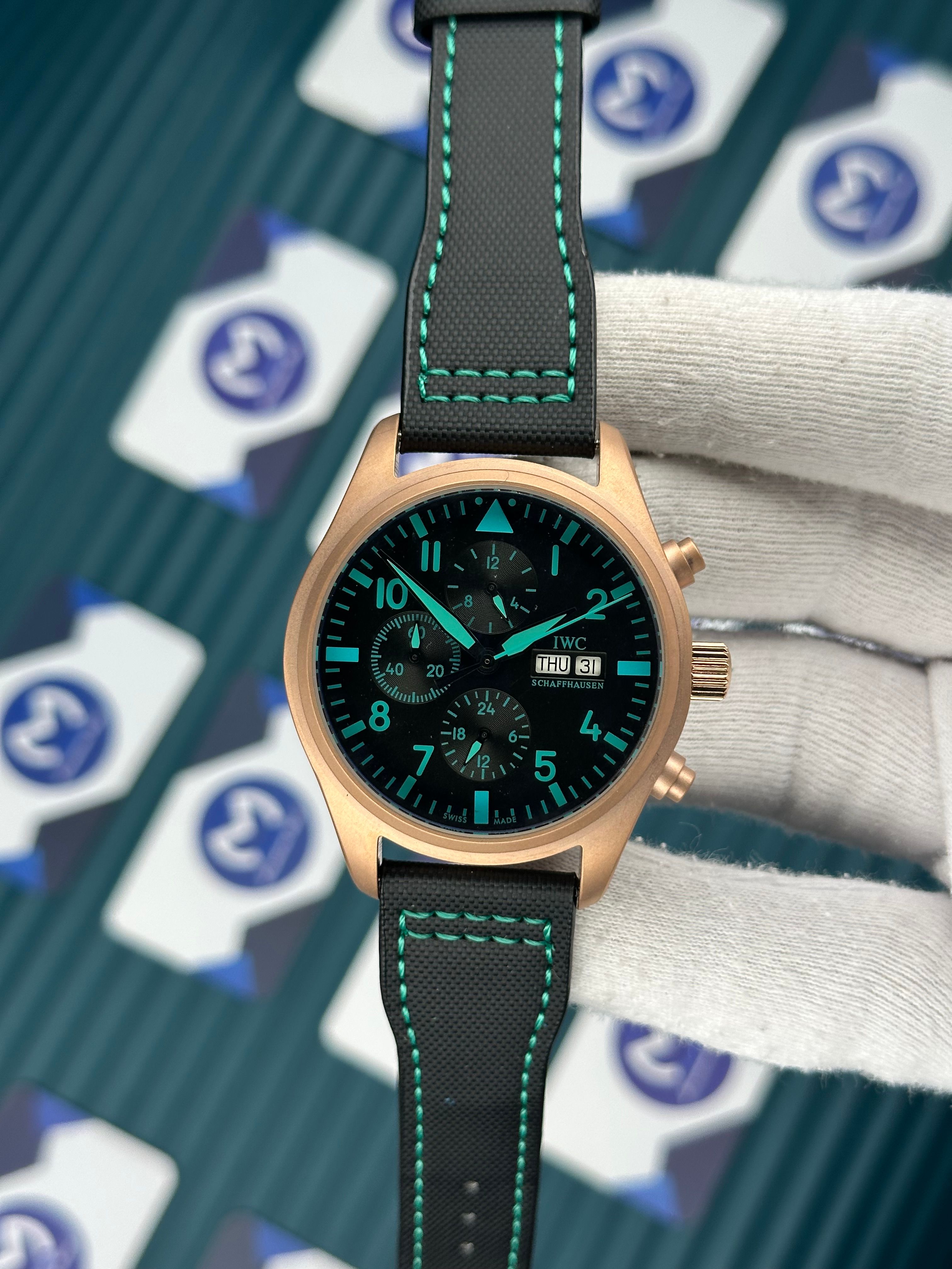 Iwc Big Pilot Deri Kordon Turkuaz Şeritli Rose Kasa