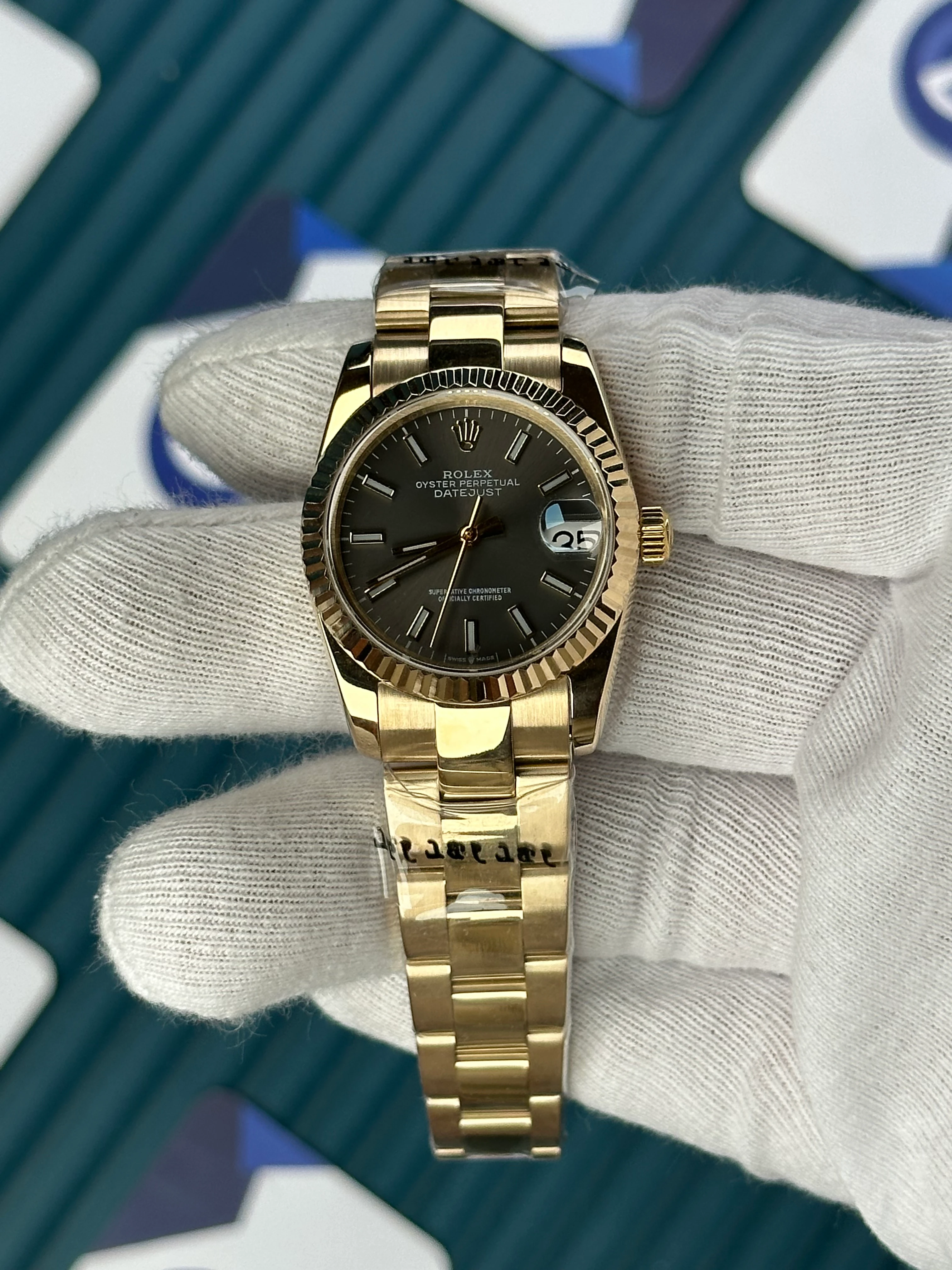 ROLEX 31 MM DATEJUST GREY DIAL ROD INDEX GOLD OYSTER 