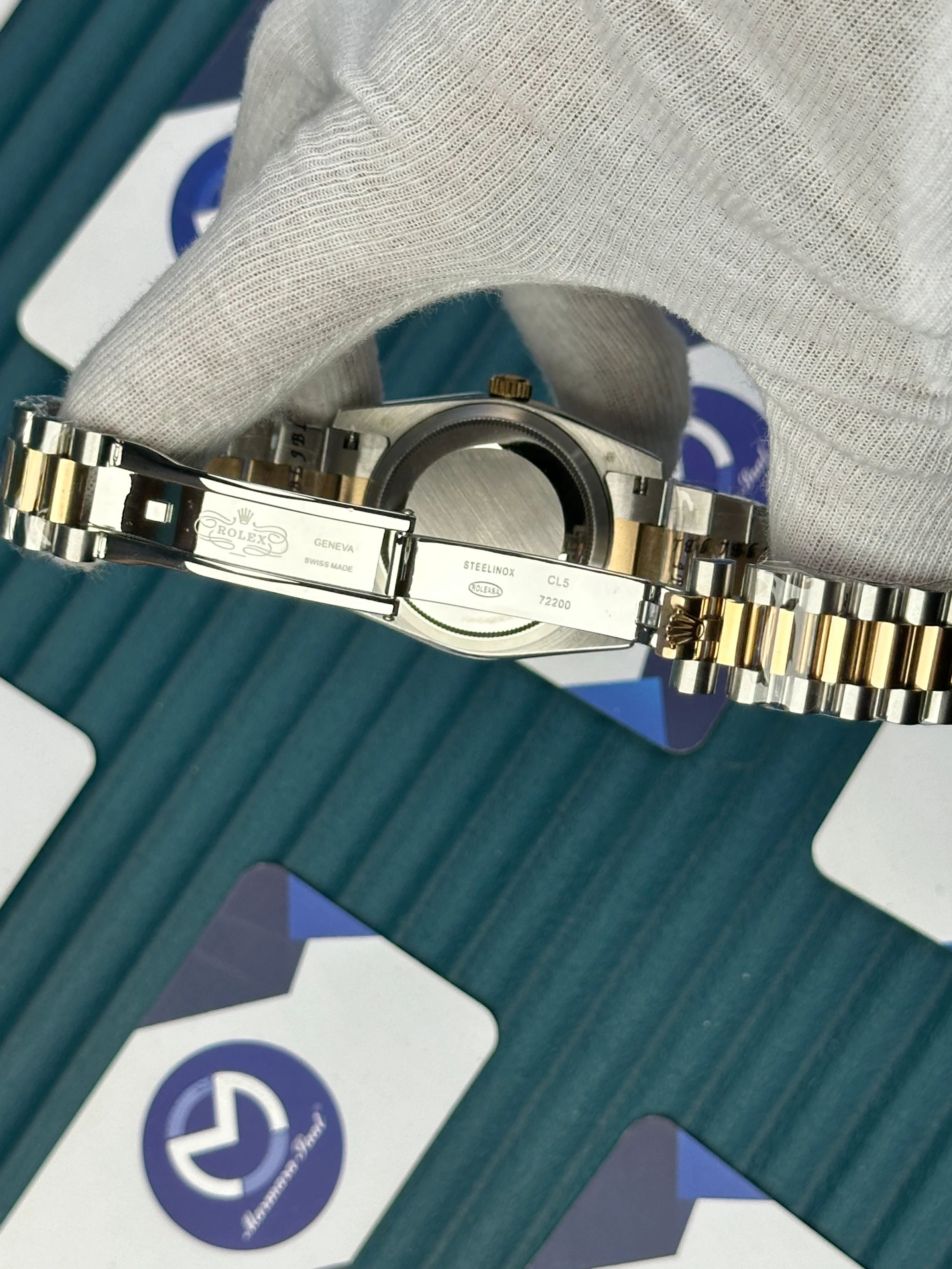 ROLEX 36 MM DAY-DATE PEARLESCENT PINK DIAL GOLD ROMA INDEX DIAMOND BEZEL GOLD-SILVER PRESIDENT