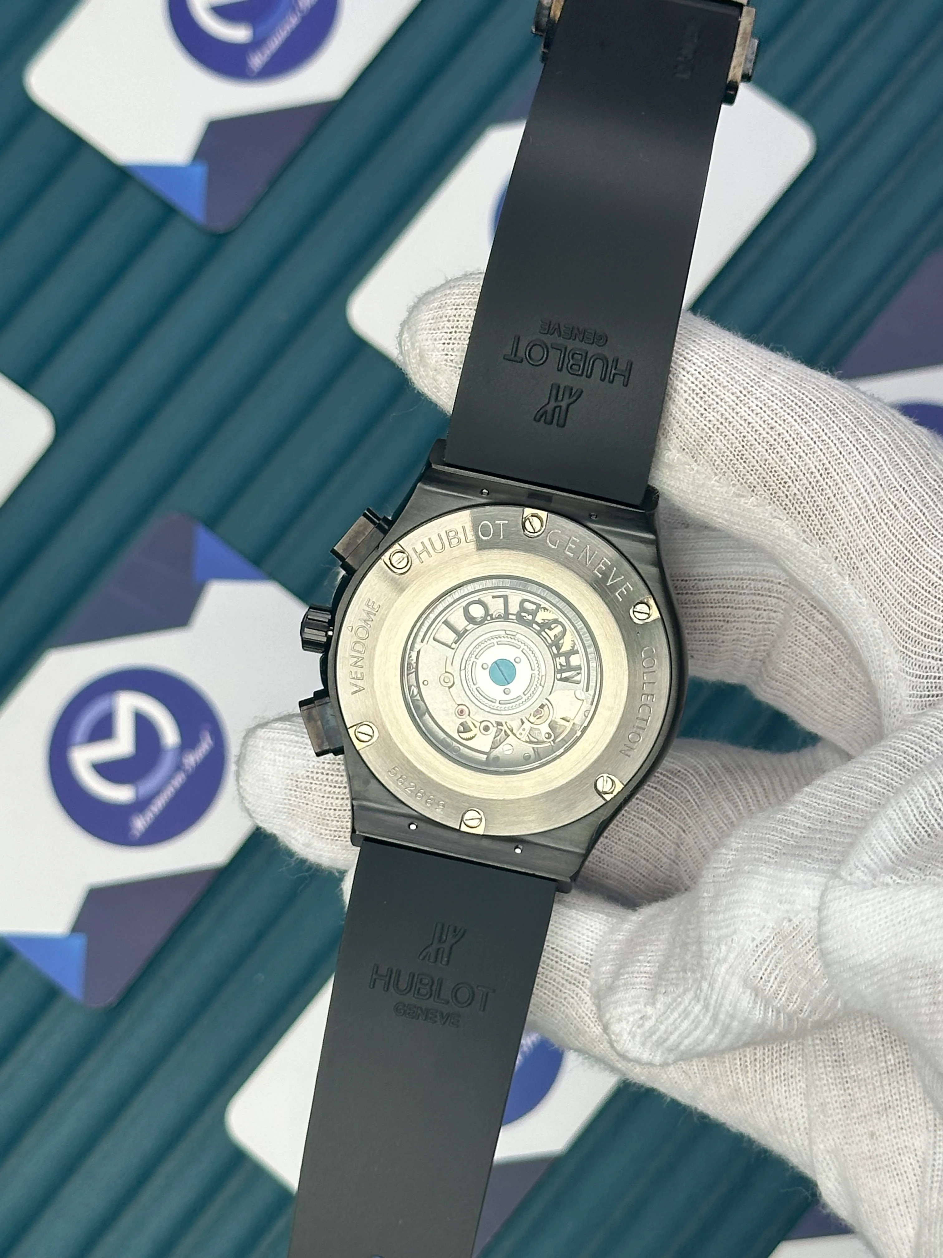 HUBLOT AUTOMATIC BLACK SKELETON RUBBER 